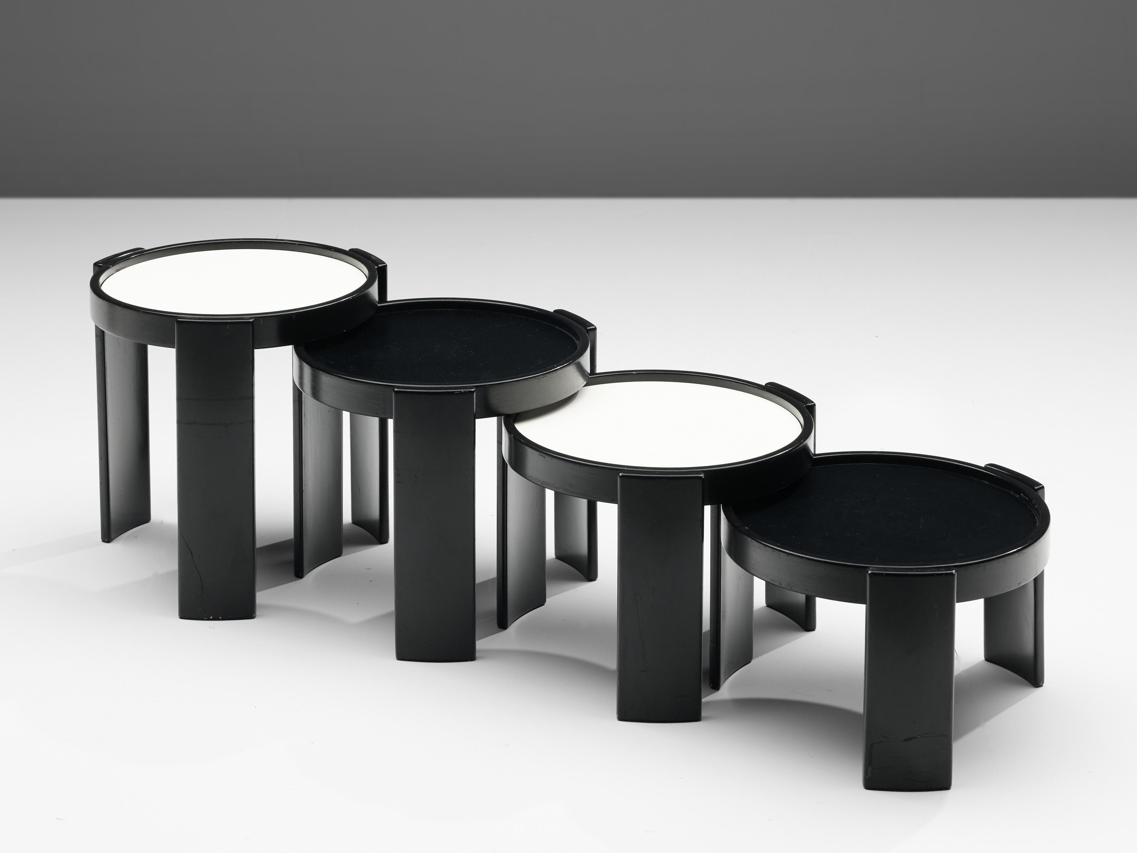 Lacquered Gianfranco Frattini for Cassina Set of Nesting Tables in Black and White