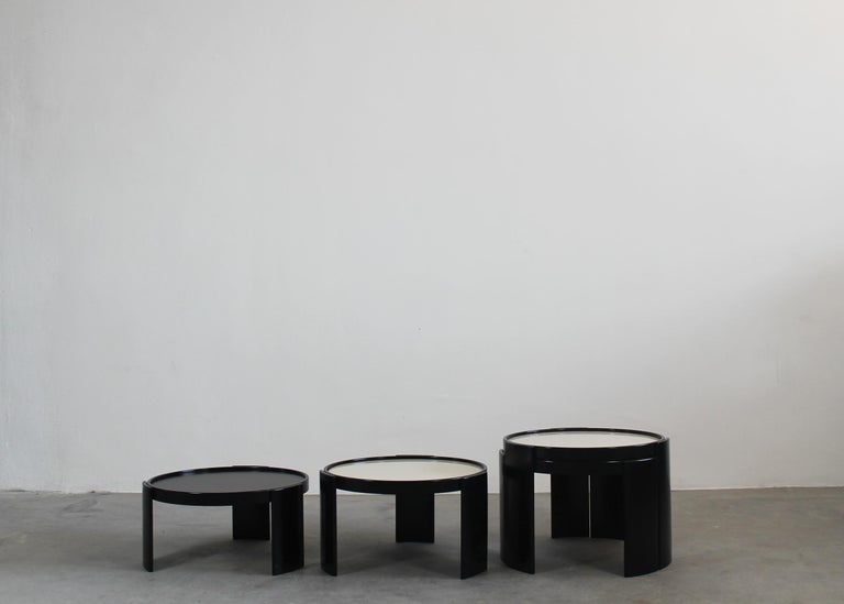 Lacquered Gianfranco Frattini Set of Four 780/783 Stacking Low Tables by Cassina 1960s For Sale