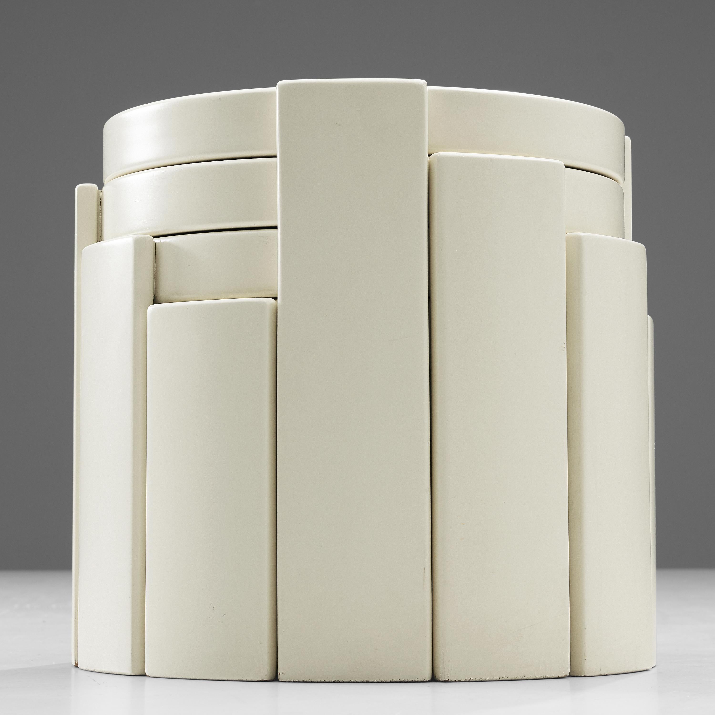 Lacquered Gianfranco Frattini Set of White '780' Nesting Tables