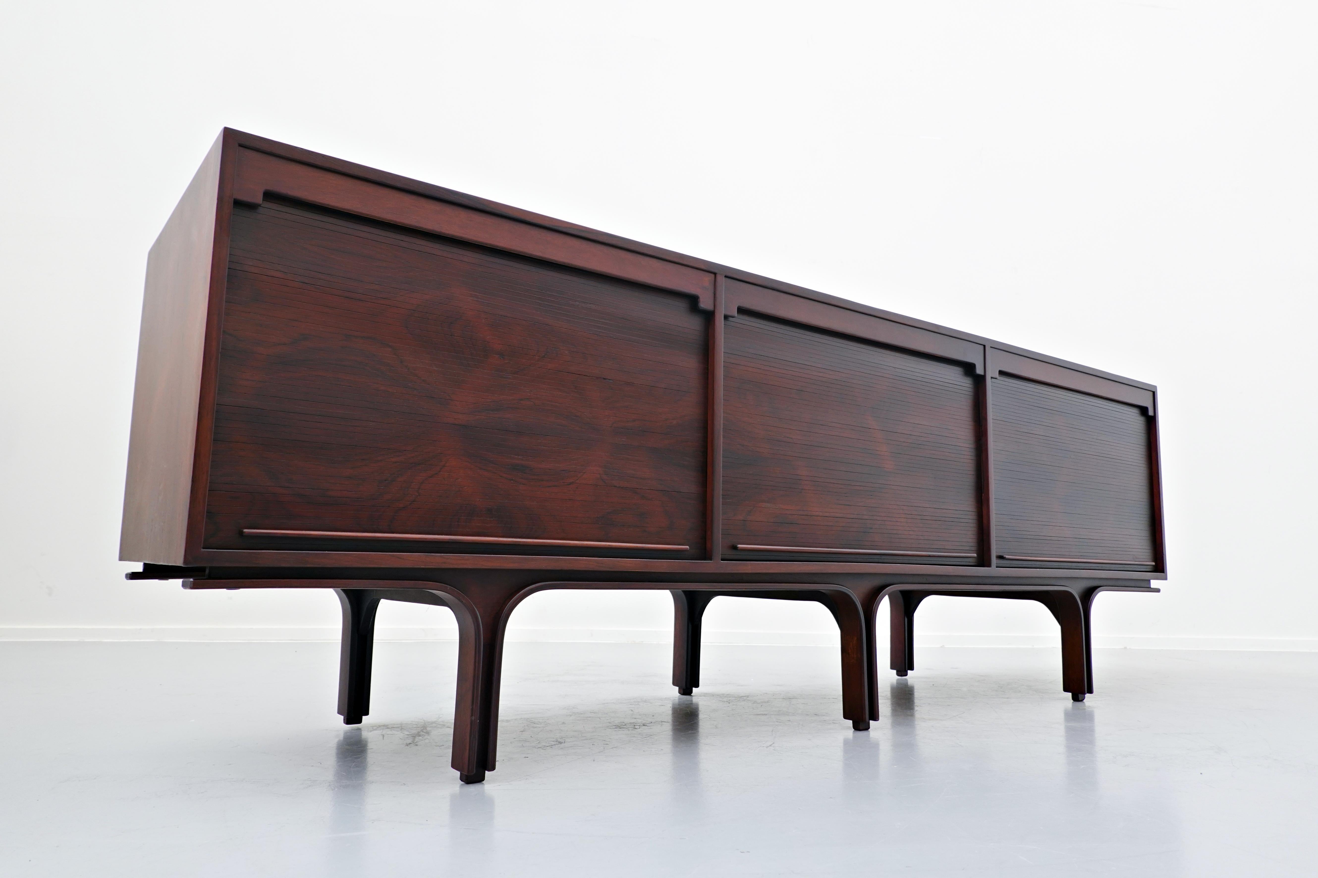 Mid-Century Modern Gianfranco Frattini Sideboard for Bernini, 1960s 2