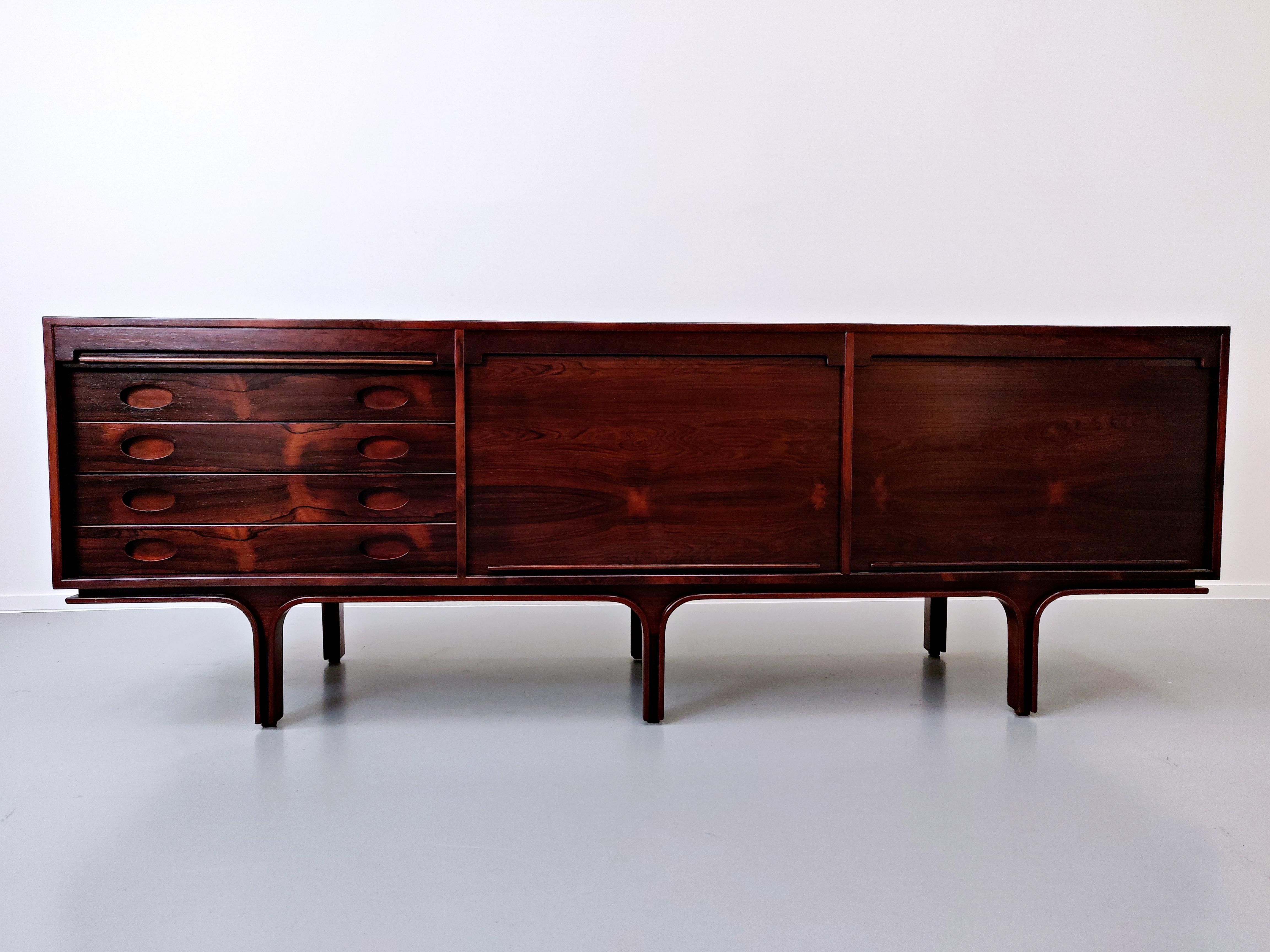 Gianfranco Frattini sideboard for Bernini, Italy, 1960s.