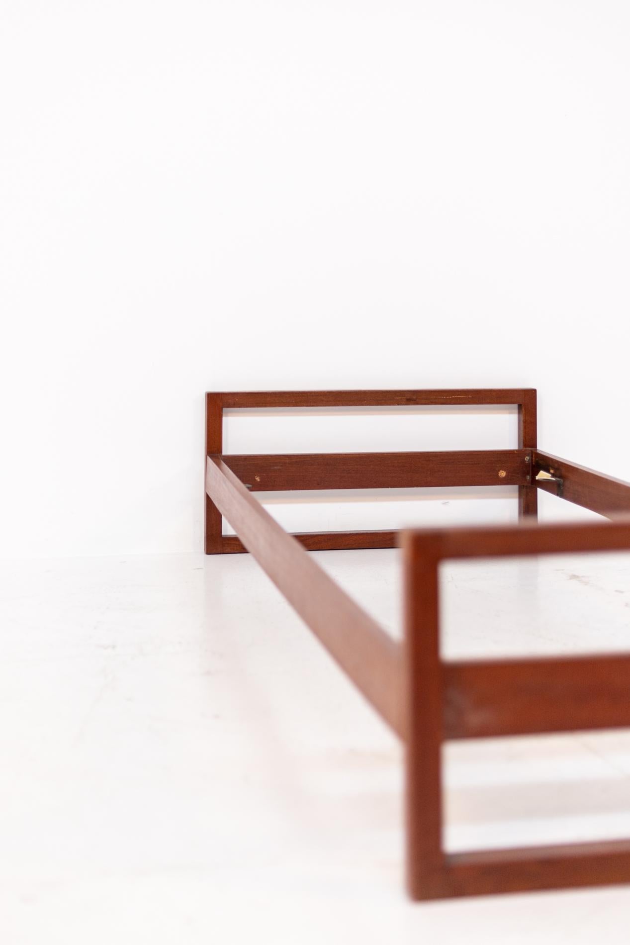 Gianfranco Frattini Single Bed in Walnut Wood 2