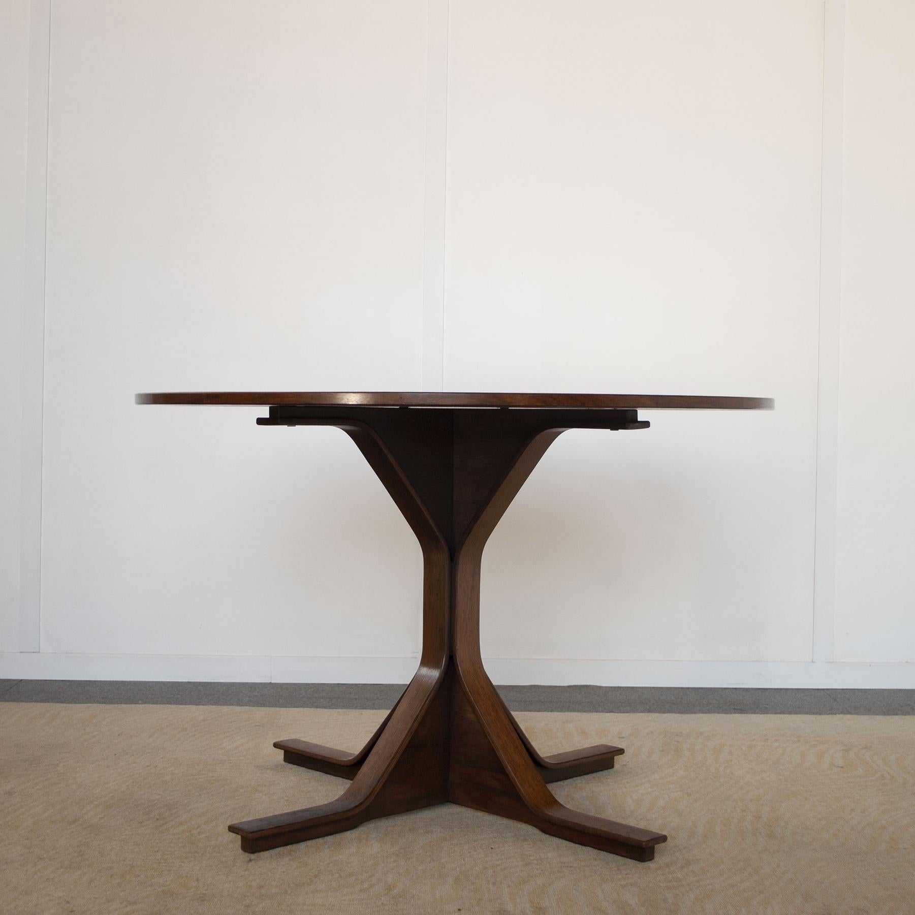 Gianfranco Frattini table for Bernini 60's For Sale 3