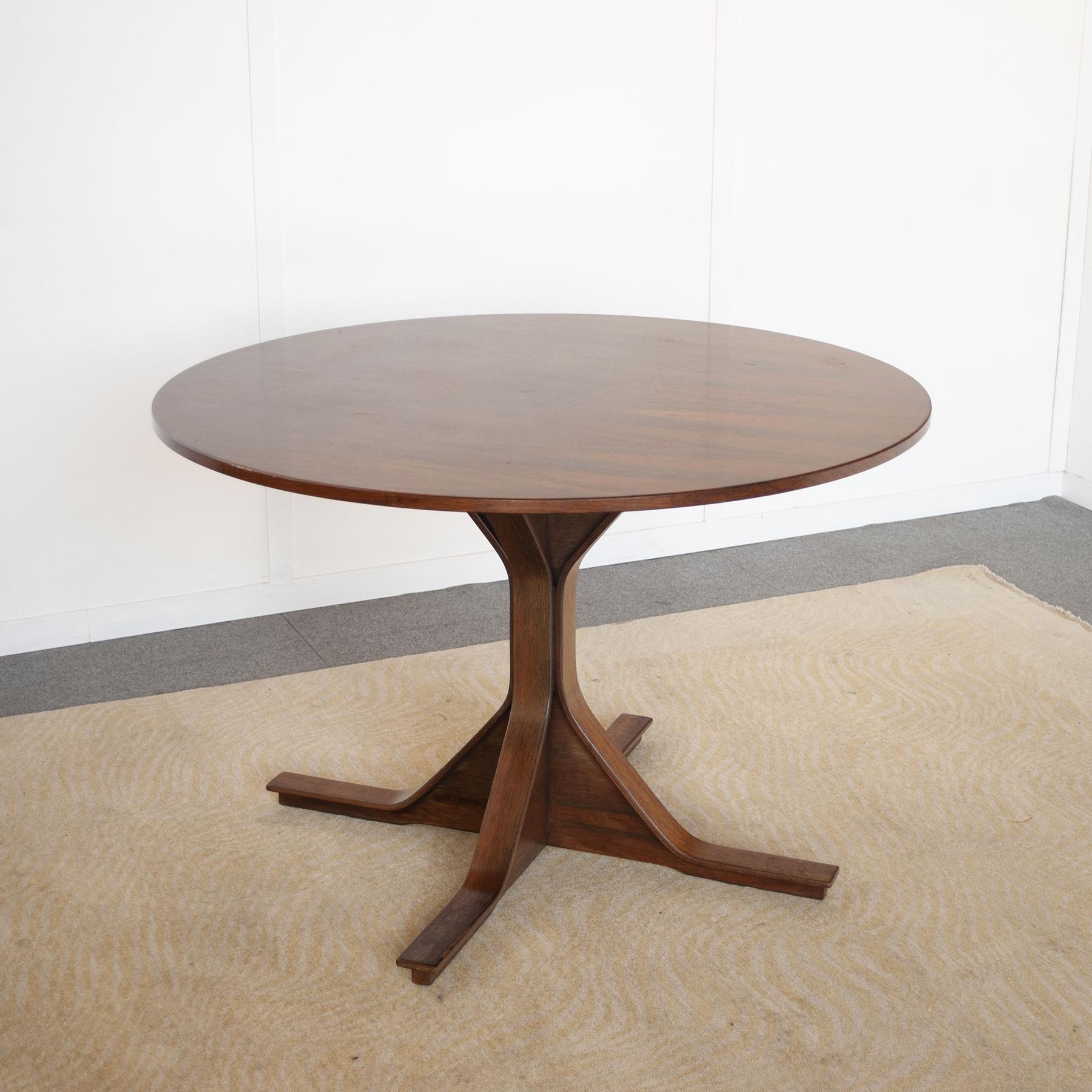 Italian Gianfranco Frattini table for Bernini 60's For Sale