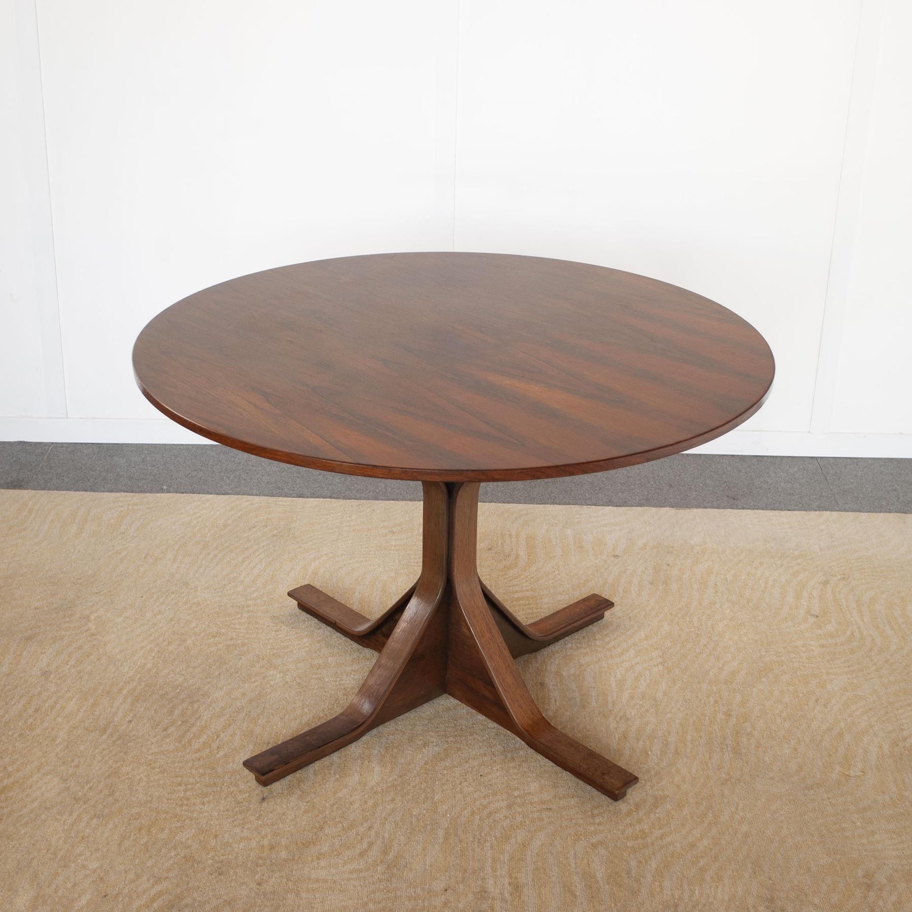 Gianfranco Frattini table for Bernini 60's In Good Condition For Sale In bari, IT
