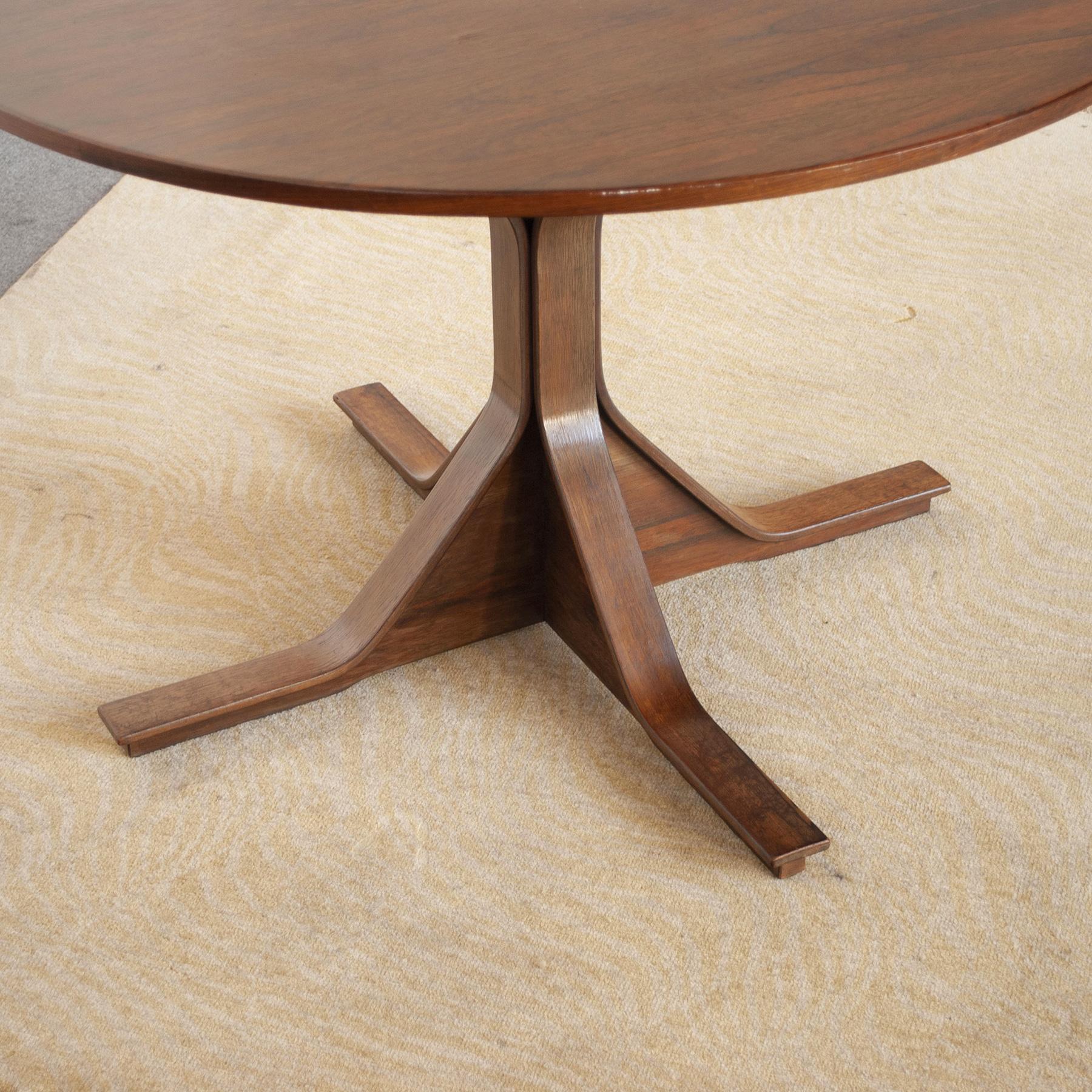 Mid-20th Century Gianfranco Frattini table for Bernini 60's For Sale