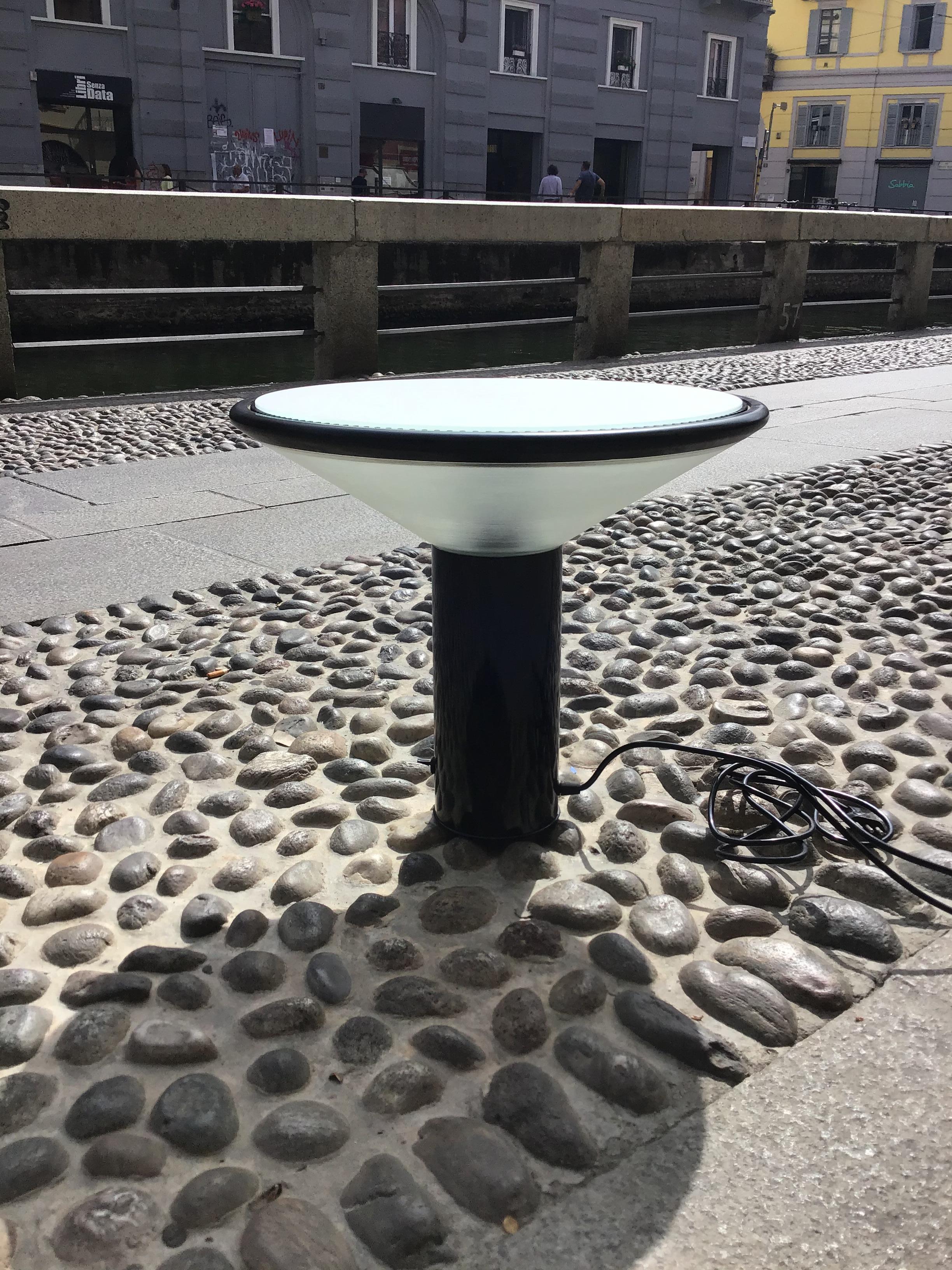 Gianfranco Frattini Lámpara de mesa Metal Vidrio, 1979, Italia en venta 6
