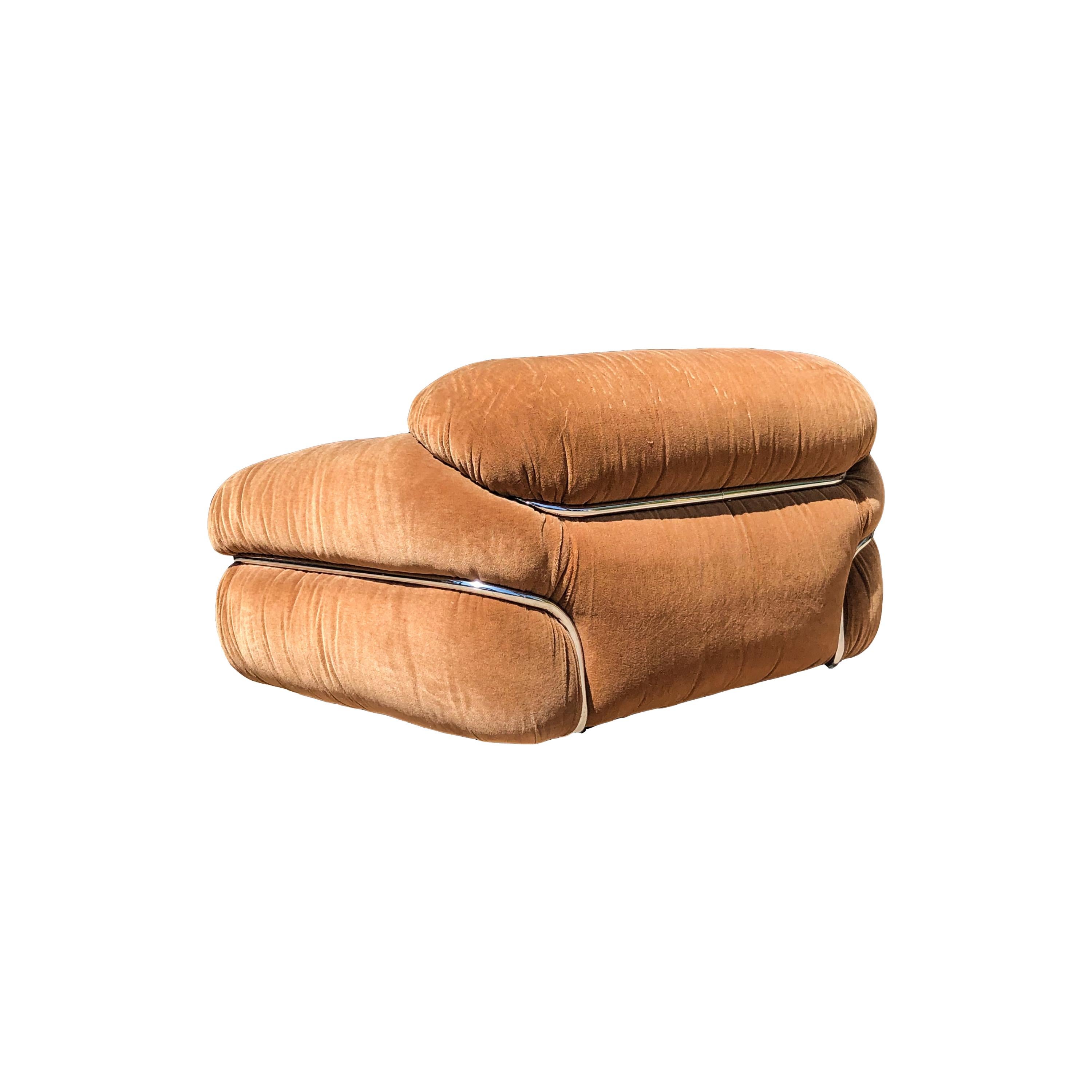Fine XX secolo Gianfranco Frattini Tobacco Alpaca Velvet Sesann Lounge Chair per Cassina, 1972 in vendita