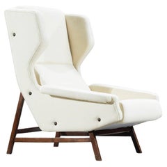 Gianfranco Frattini,  Sillón Wingback Modelo 877, Cassina 1959