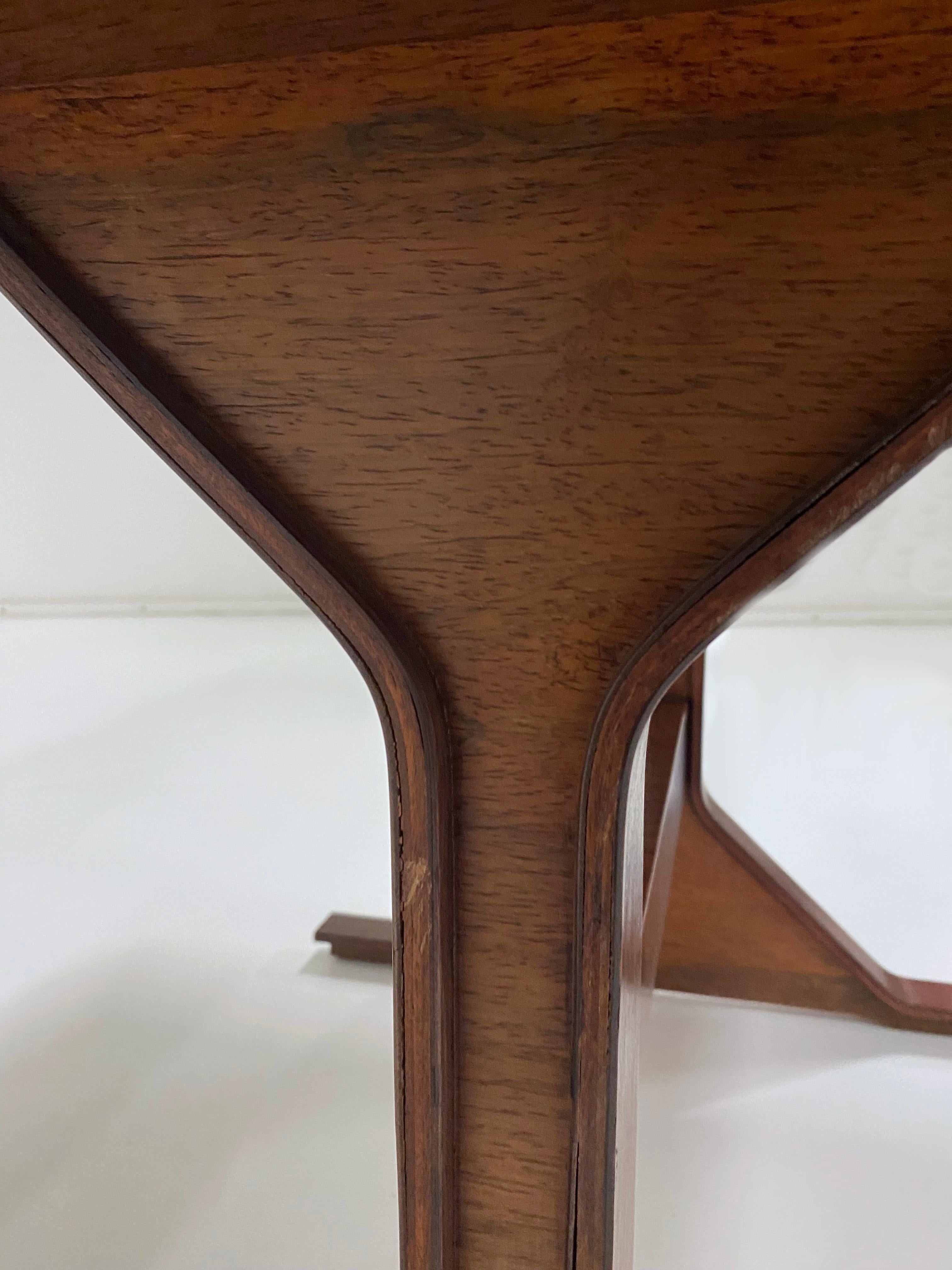 Gianfranco Frattini, wood desk for Bernini, Italian design 1960 circa For Sale 4