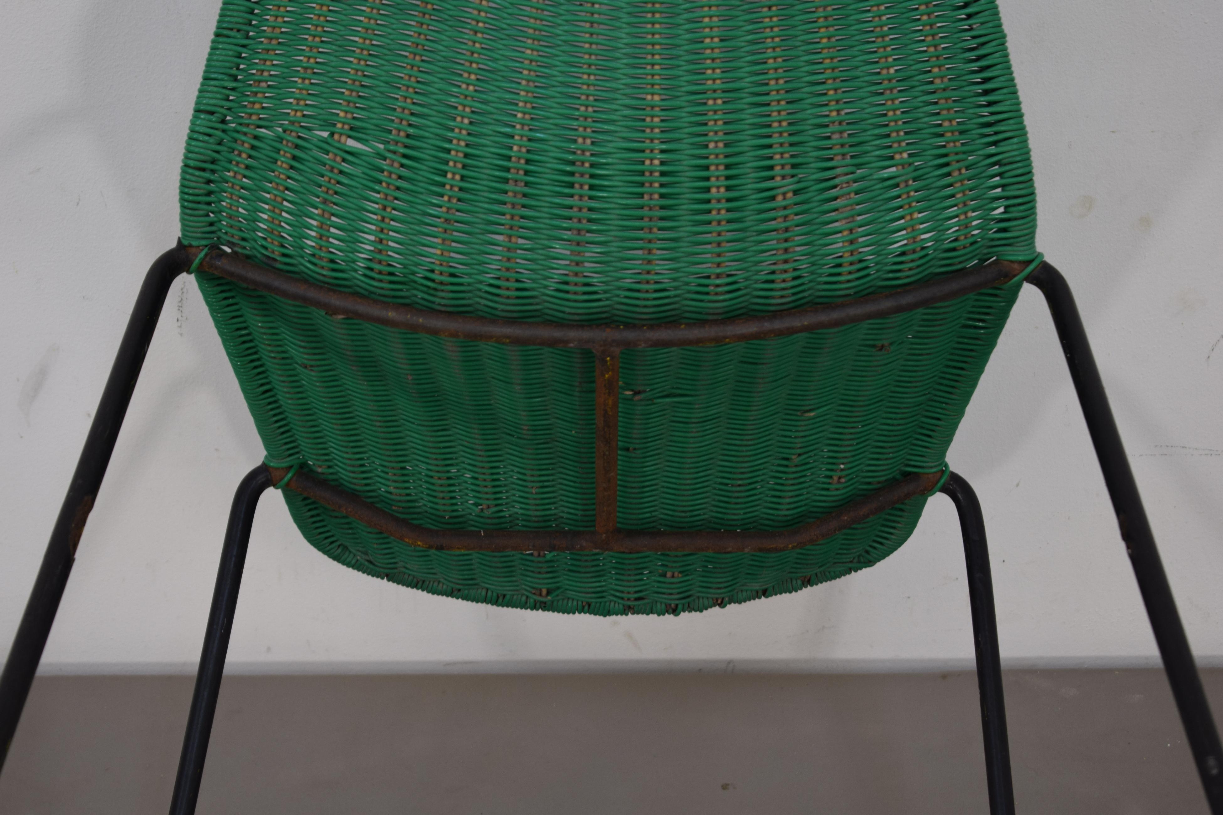 Gianfranco Legler, Satz von zwei Stühlen, 1960er-Jahre (Metall) im Angebot