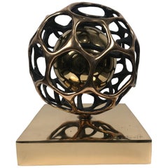Gianfranco Meggiato - Sculpture cinétique en bronze 2007 "Doppia Sfera Nucleo"