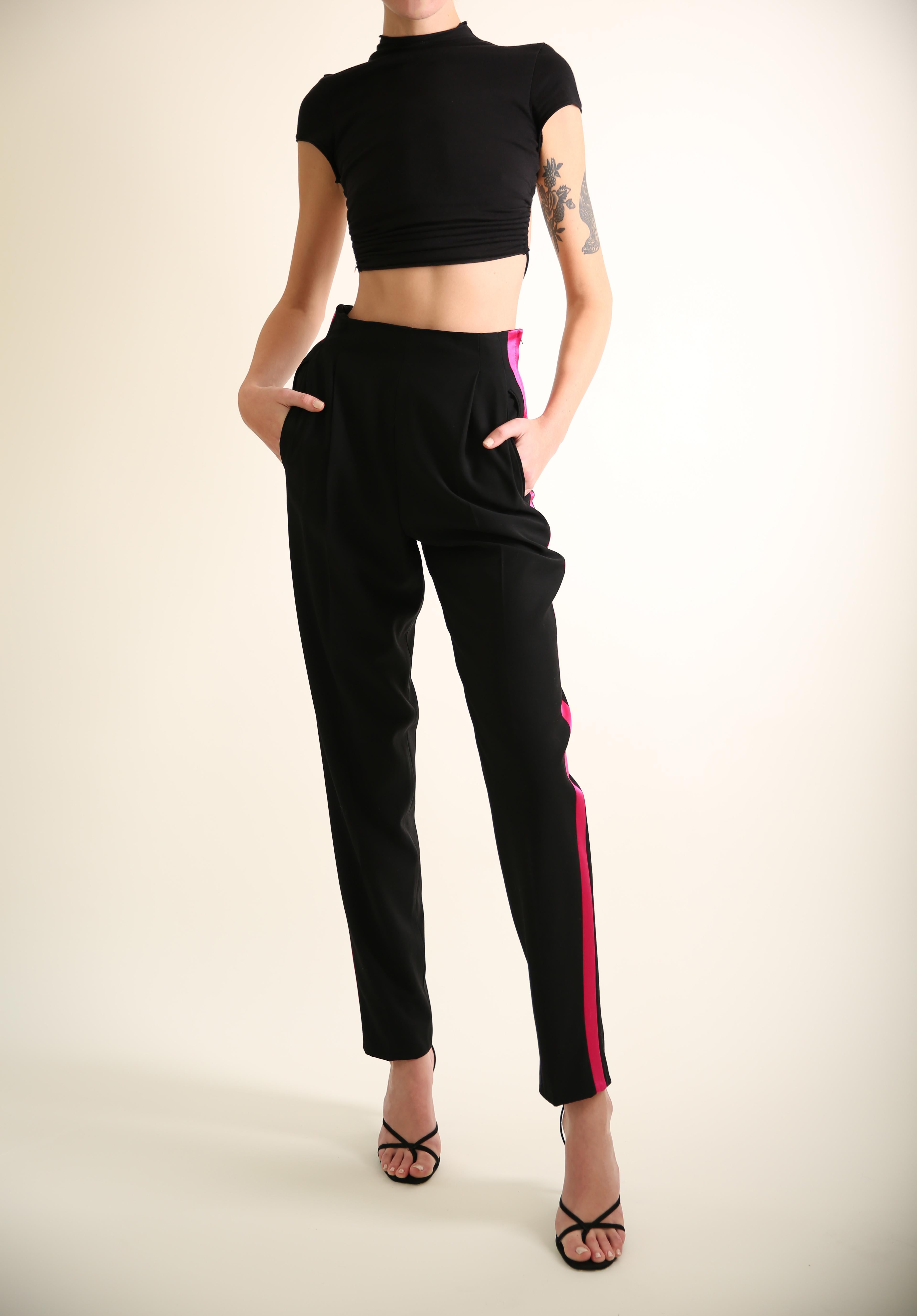 Gianfrano Ferre vtg black wool pink side satin stripe high waisted tuxedo pants  In Excellent Condition For Sale In Paris, FR