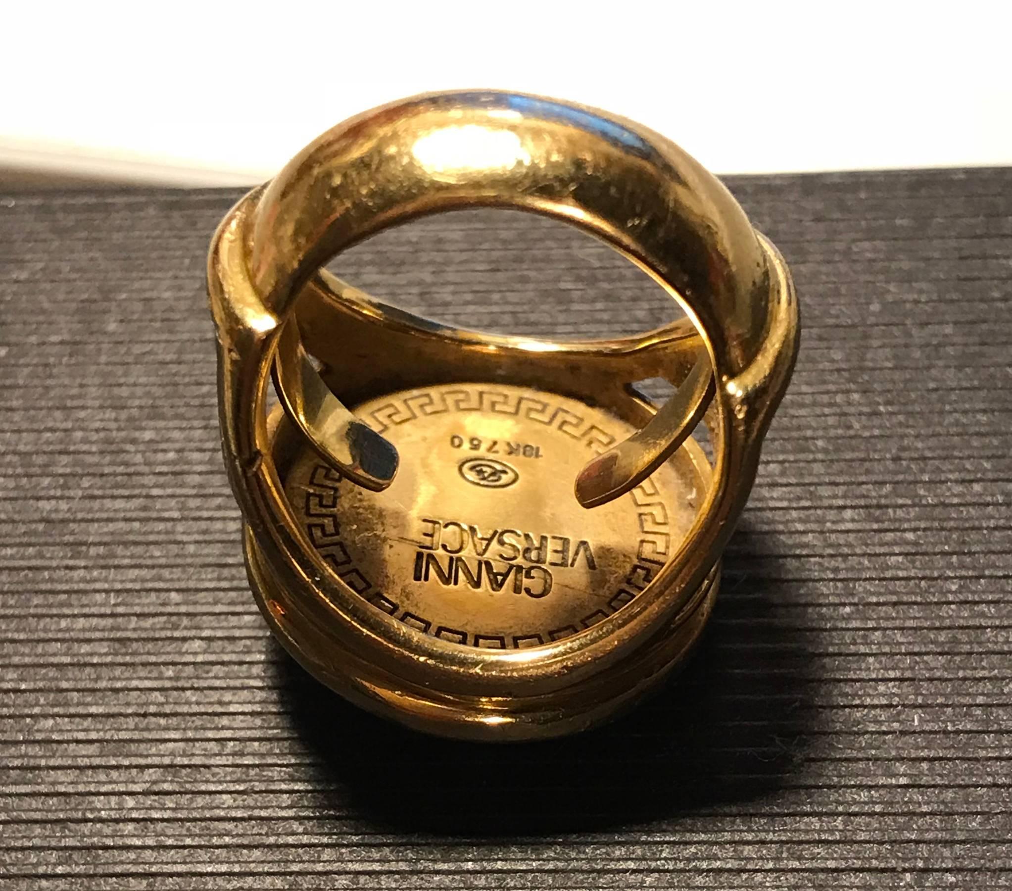 Giani Versace Medusa Gold ring. 1980's For Sale 2