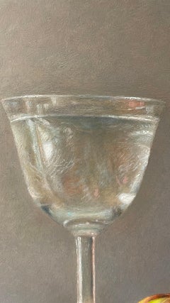 Bodegón contemporáneo, manzanas rojas y vaso de agua. Exquisito óleo sobre tabla