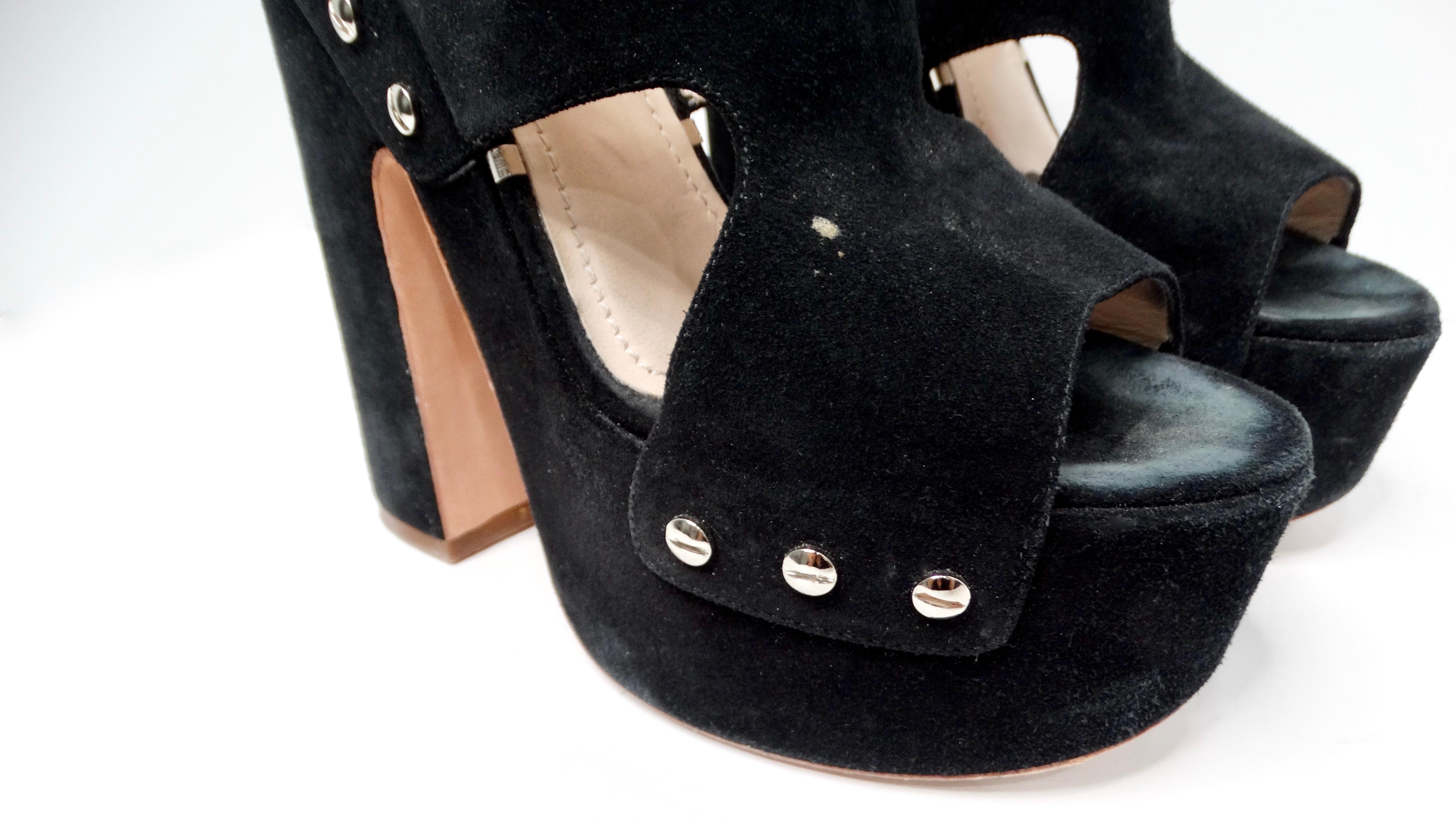 Gianmarco Lorenzi Schwarze Plateausandalen aus Wildleder Damen im Angebot