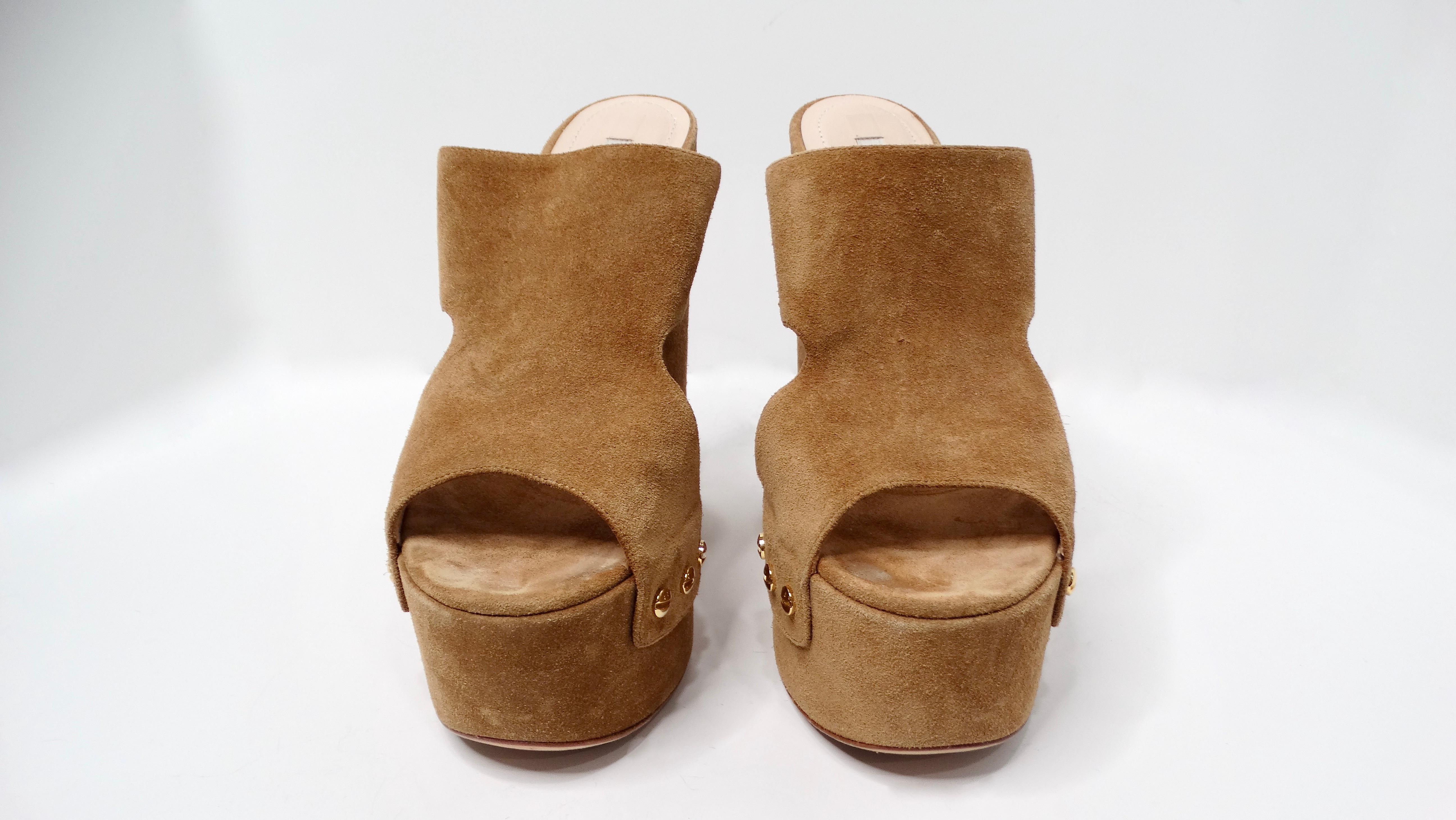 Marron Sandales à plateforme Gianmarco Lorenzi en daim brun clair en vente