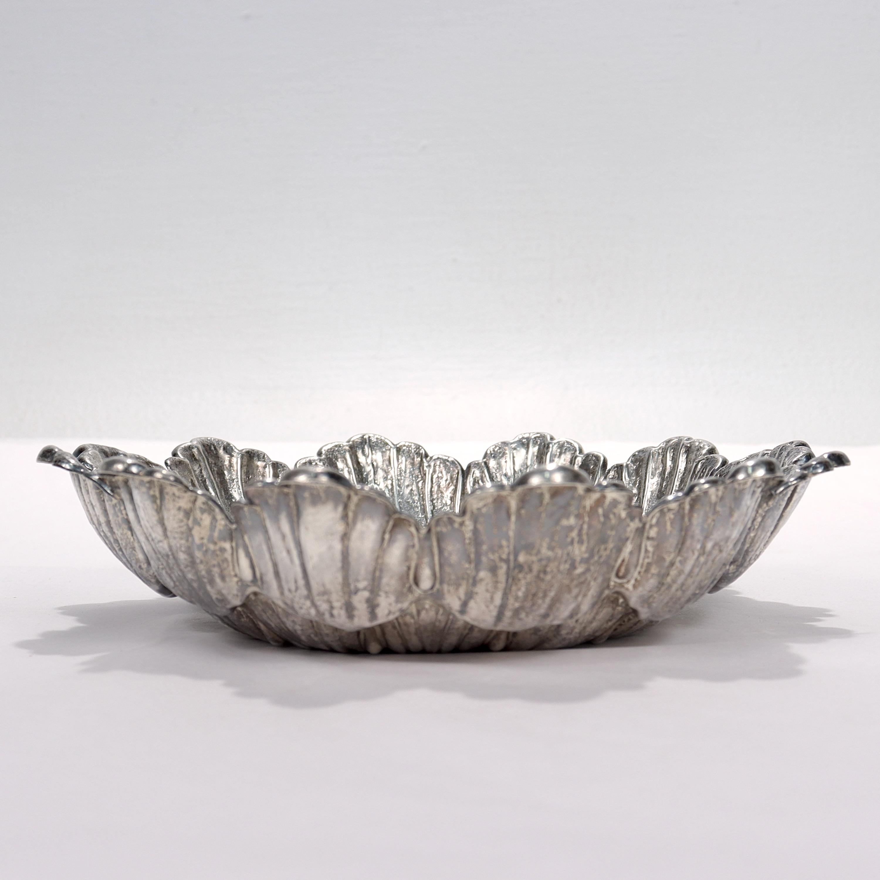 Women's or Men's Gianmaria Buccellati Italian Modernist Sterling Silver Dahlia Flower Bowl