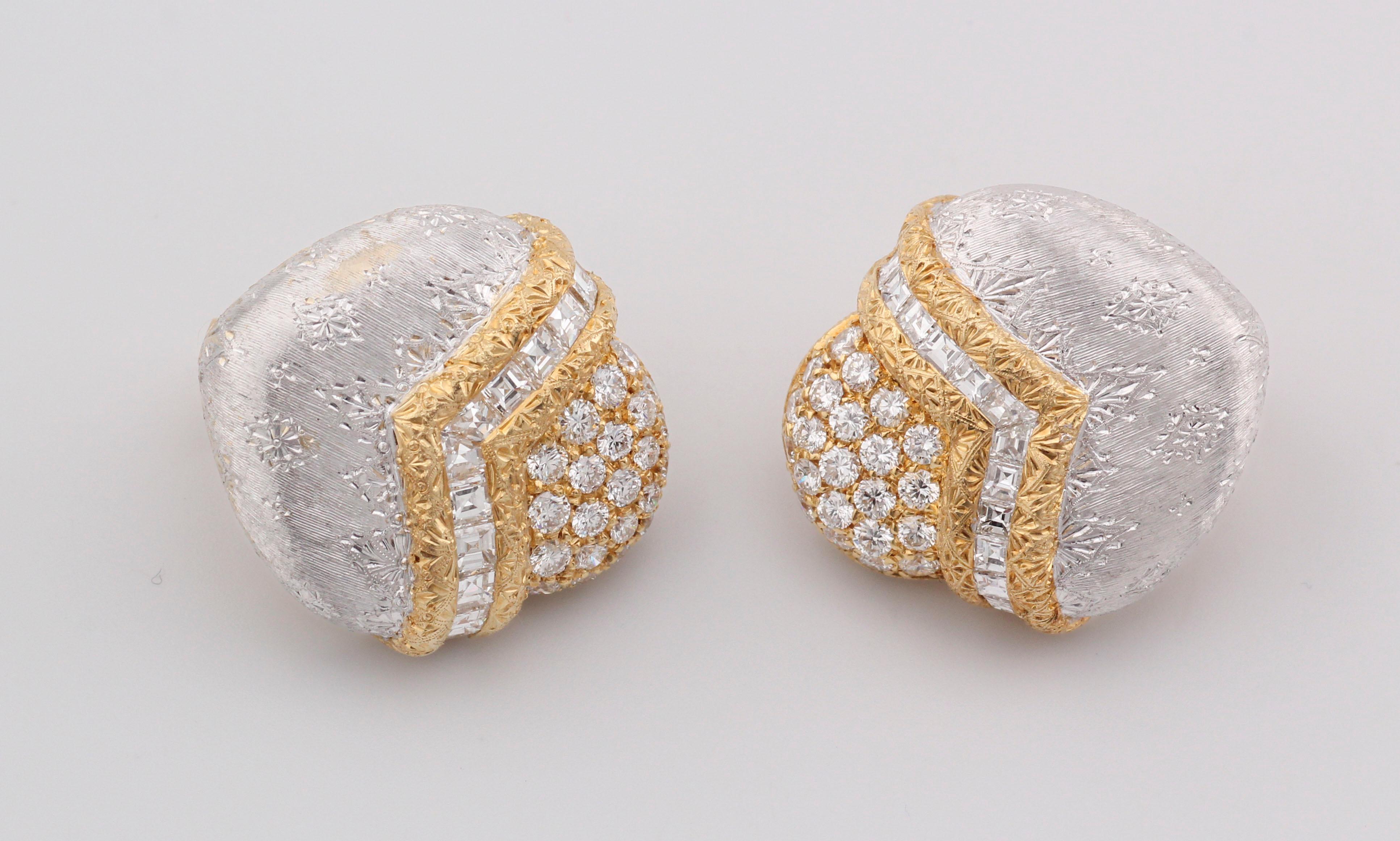 Taille carrée Gianmaria Buccellati Boucles d'oreilles or blanc et jaune 18k diamant carré rond en vente