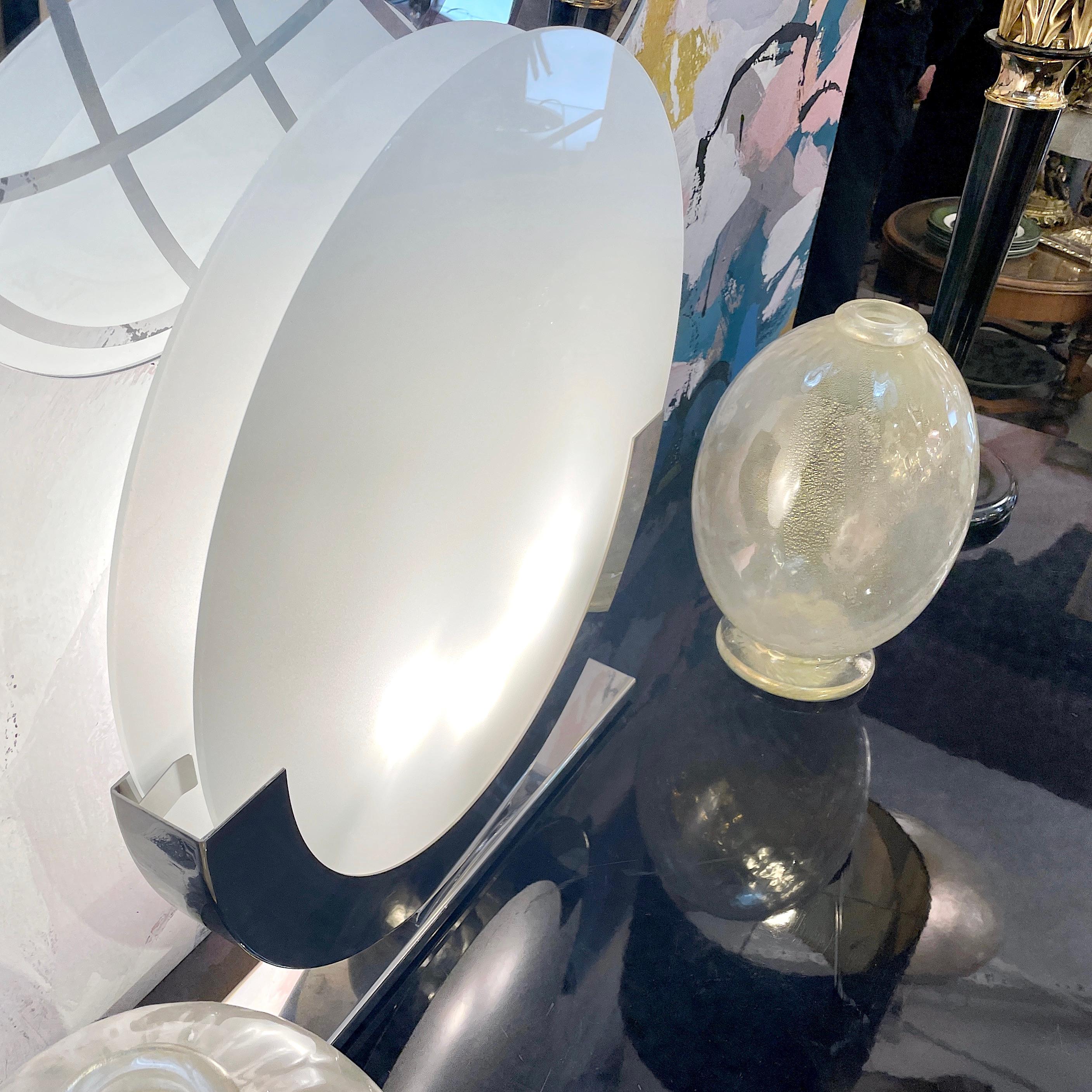 Giannella Ventura Italian Art-Deco Design White Chrome Modern Round Table Lamp 2
