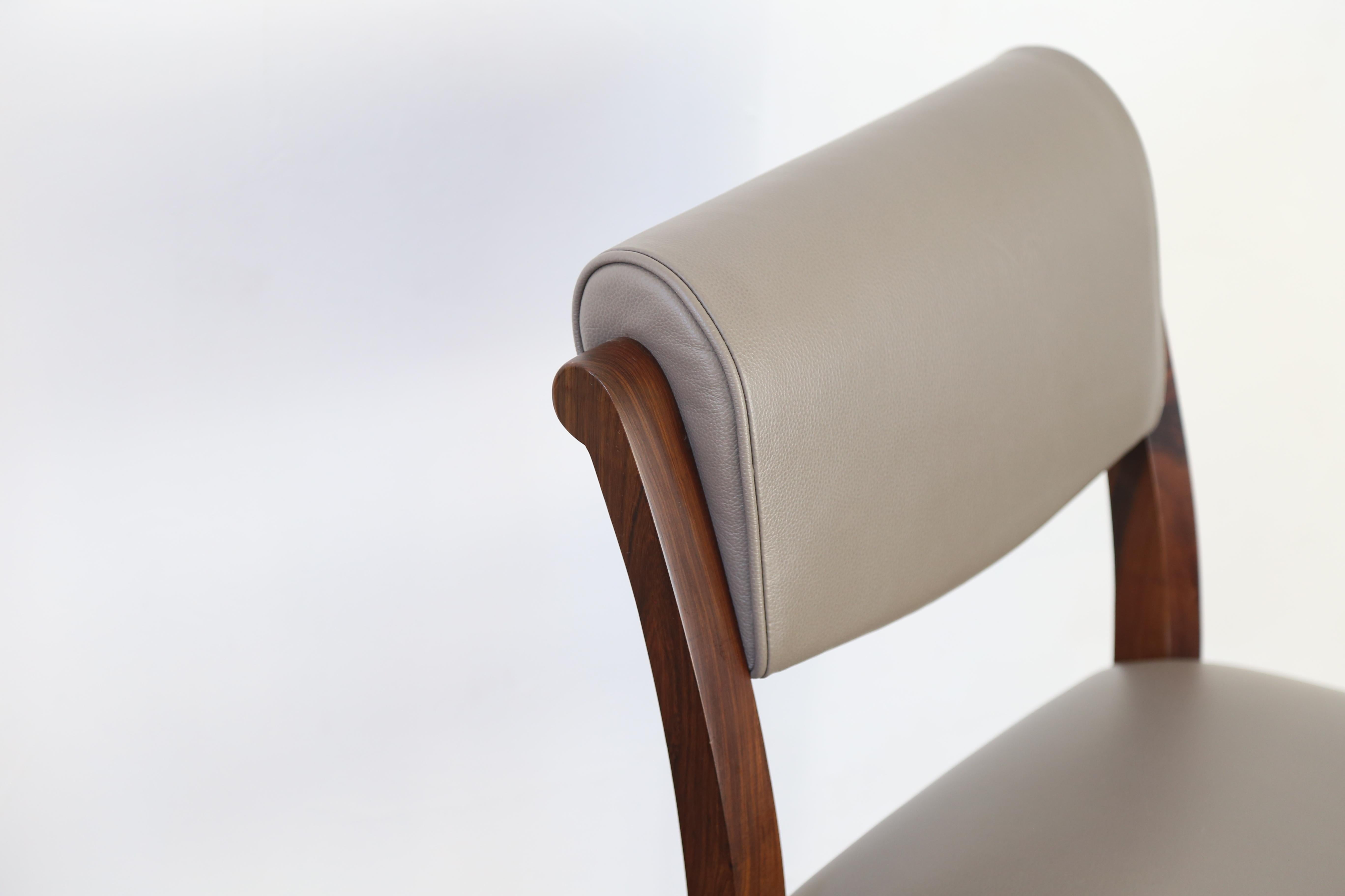 Costantini prides itself in using the hardest and most beautiful hardwoods in the construction of its line of seating. The Gianni dining chair pays homage to Art Deco styling and has a scrolled upholstered back and gently curved legs.

Available