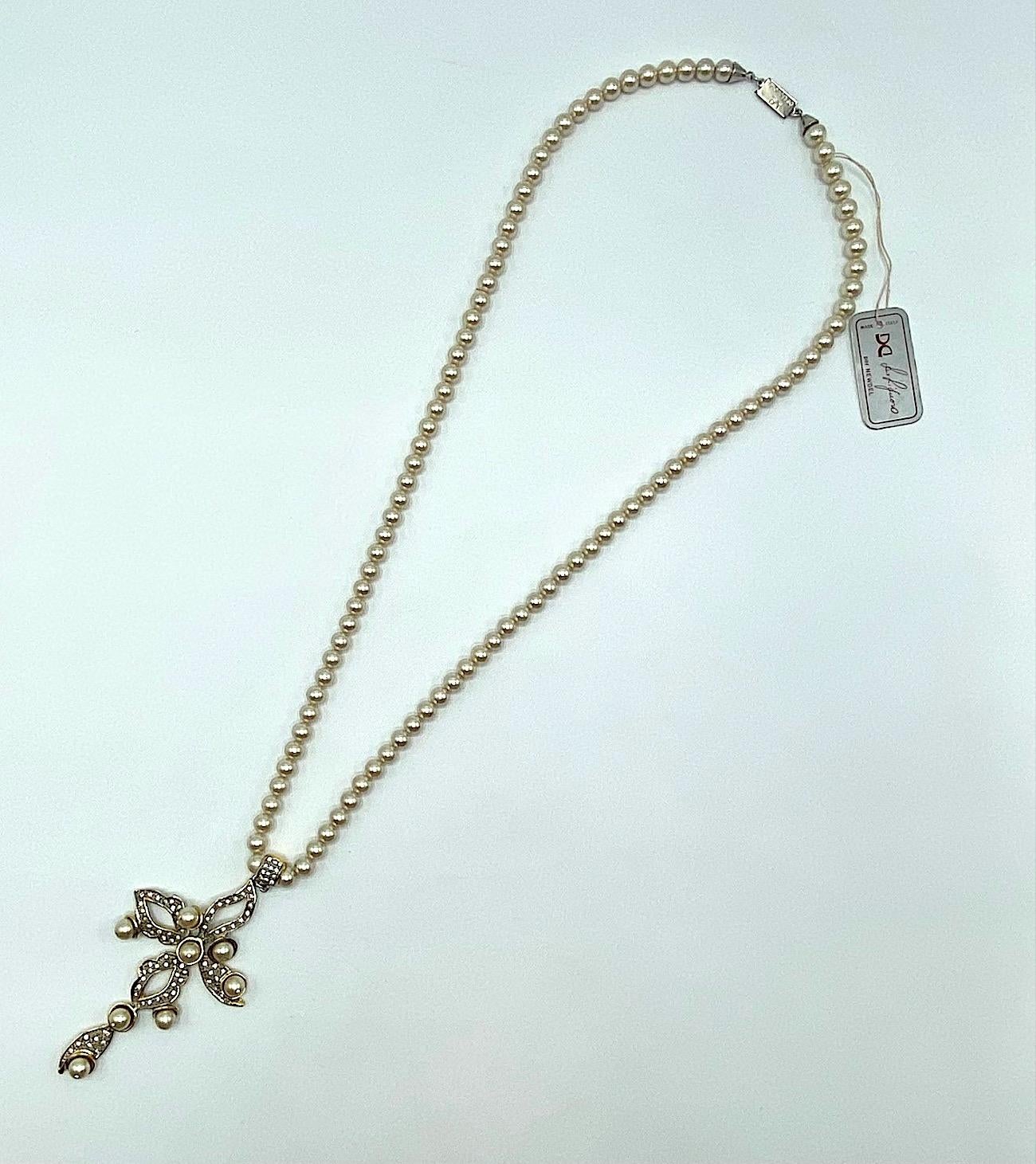 Gianni De Liguoro 1980s Gold, Rhinestone &  Pearl Cross Pendant Necklace 5
