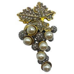 Vintage Gianni De Liguoro 1980s Silver & Gold Pearl & Rhinestone Grape Cluster Brooch 