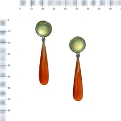 Gianni Lazzaro Orecchini con corniola Prenit Cabochon in oro bianco 18 carati e diamanti