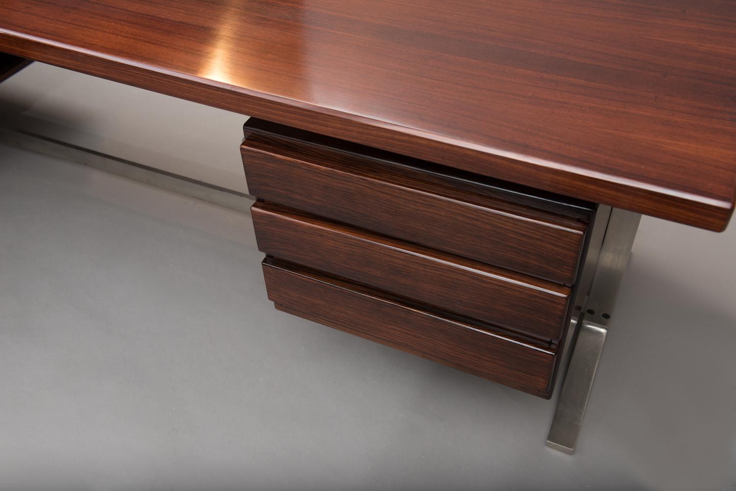 Mid-Century Modern Gianni Moscatelli Executive Rosewood Angle Desk for Formanova