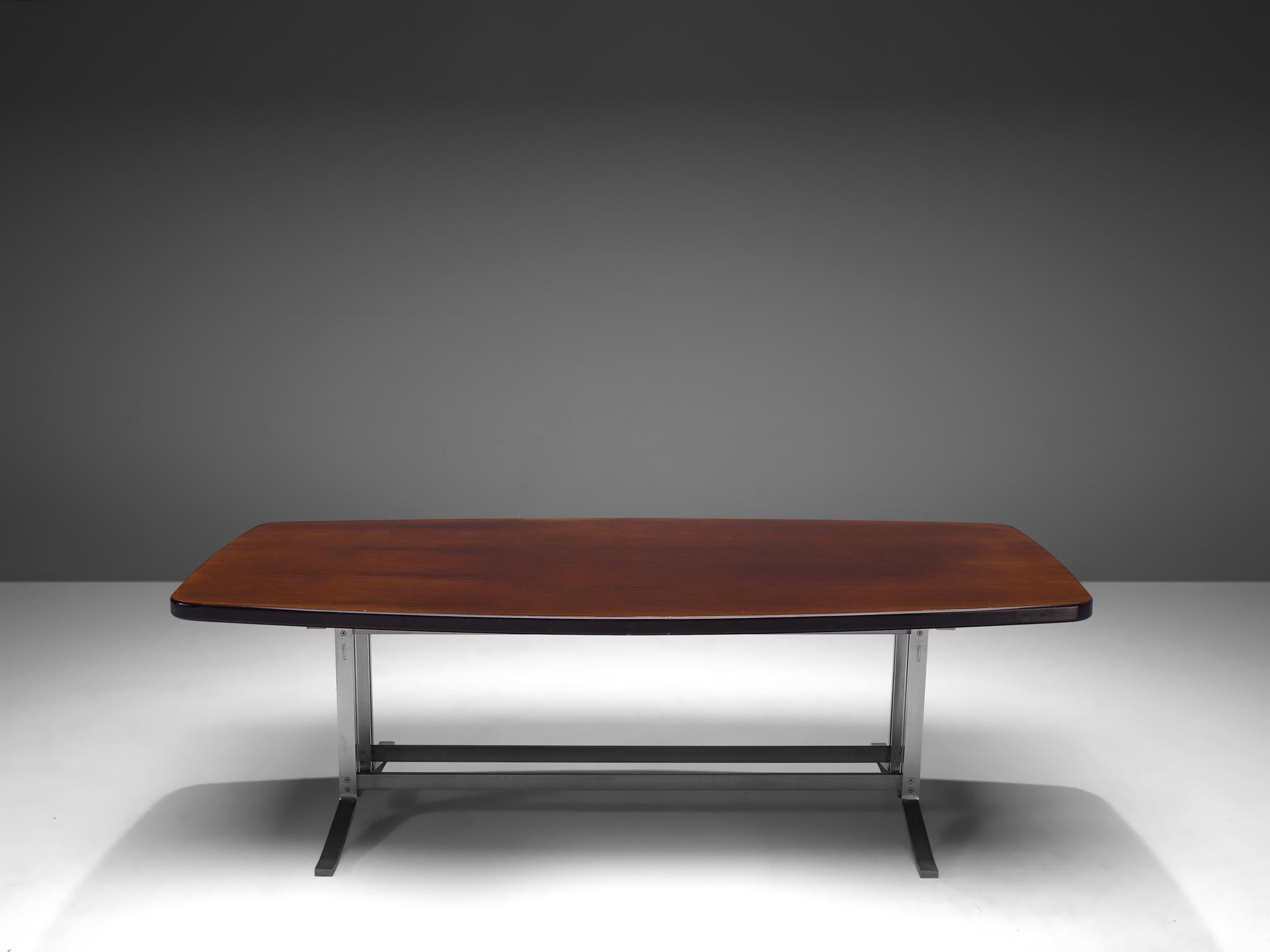 Gianni Moscatelli for Formanova Boat-Shaped Table 4