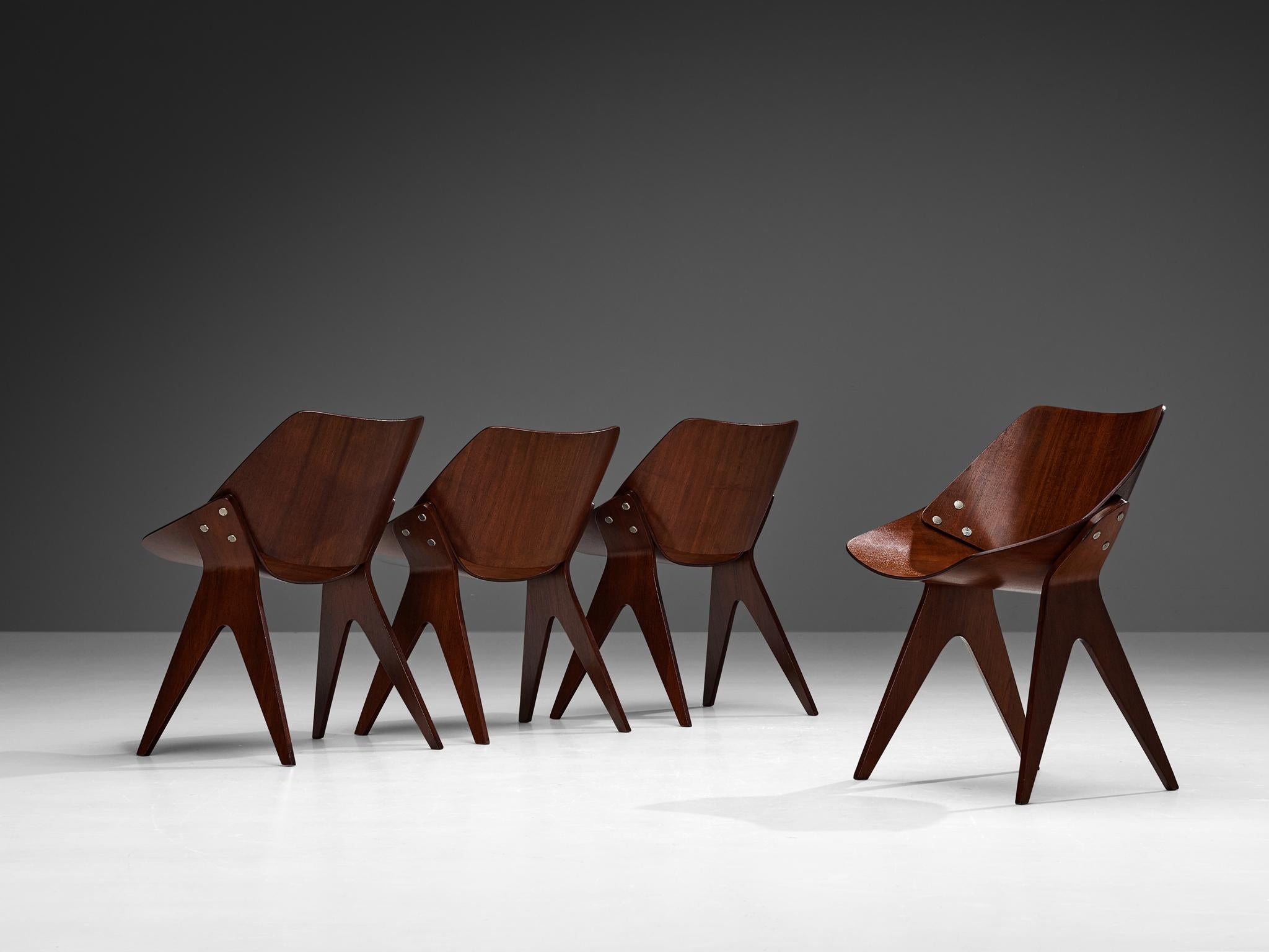 Mid-Century Modern Ensemble de quatre chaises de salle à manger Bivalve 940 de Gianni Moscatelli pour Formanova  en vente