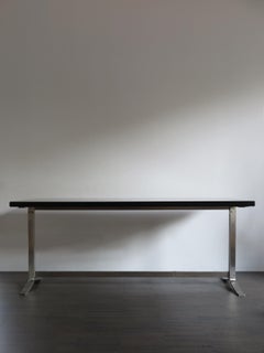 Mesa de escritorio italiana Formanova de madera oscura y acero, Gianni Moscatelli, años 60