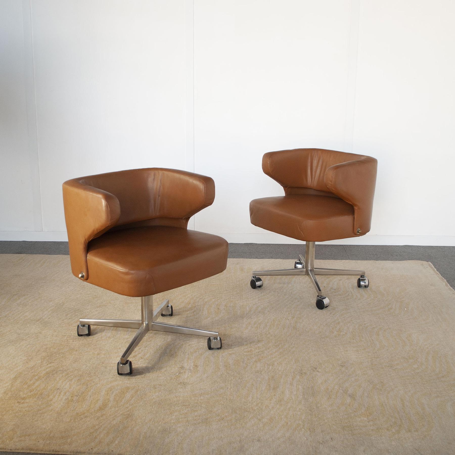 Pair of small armchairs Poney model steel frame and leather seat 1960s production Formanova designer Gianni Moscatelli.