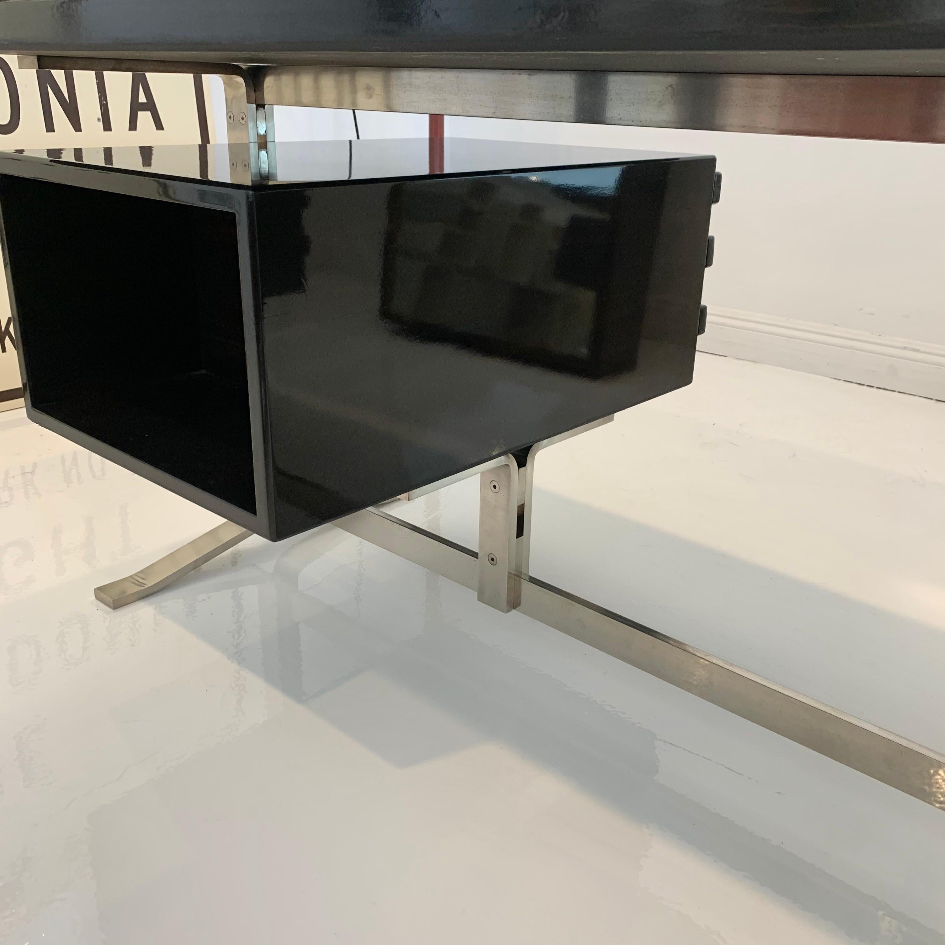 Gianni Moscatelli Platform Desk for Formanova 11