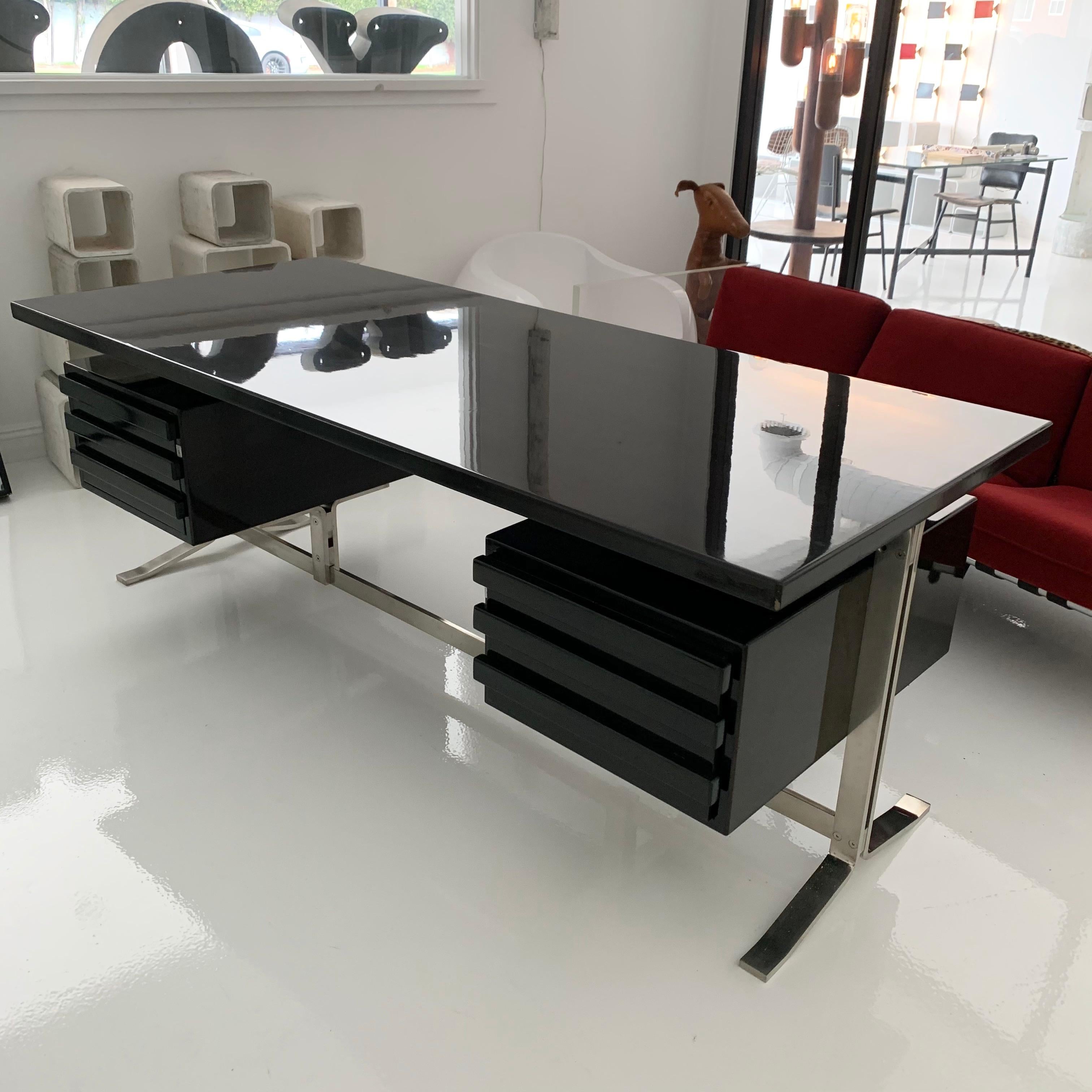 Gianni Moscatelli Platform Desk for Formanova 13