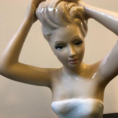 Gianni Ronzan Italian Hand-Painted Ceramic Woman Statue, circa 1950