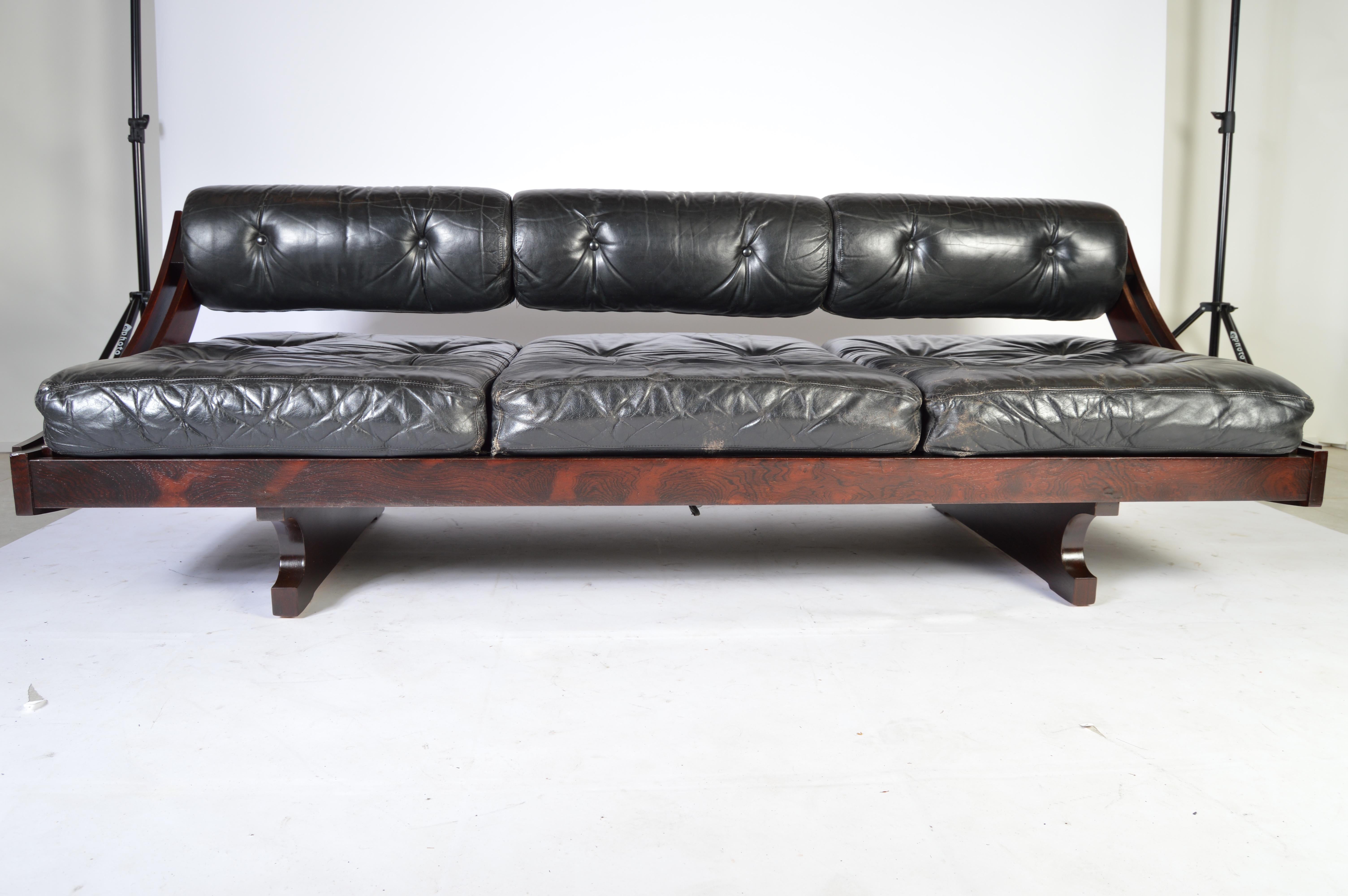 Italian Gianni Songia for Sormani Rosewood and Leather Daybed Sofa, Italy, circa 1960