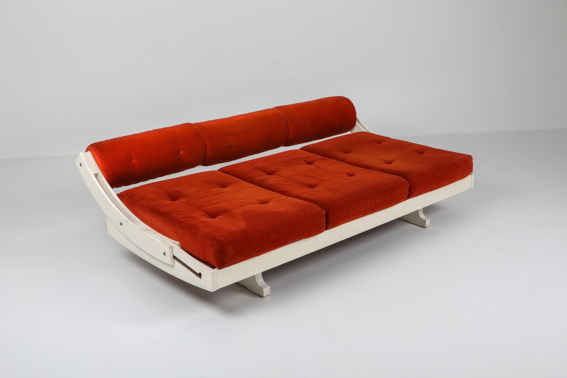 Mid-Century Modern Gianni Songia GS195 Daybed and Sofa