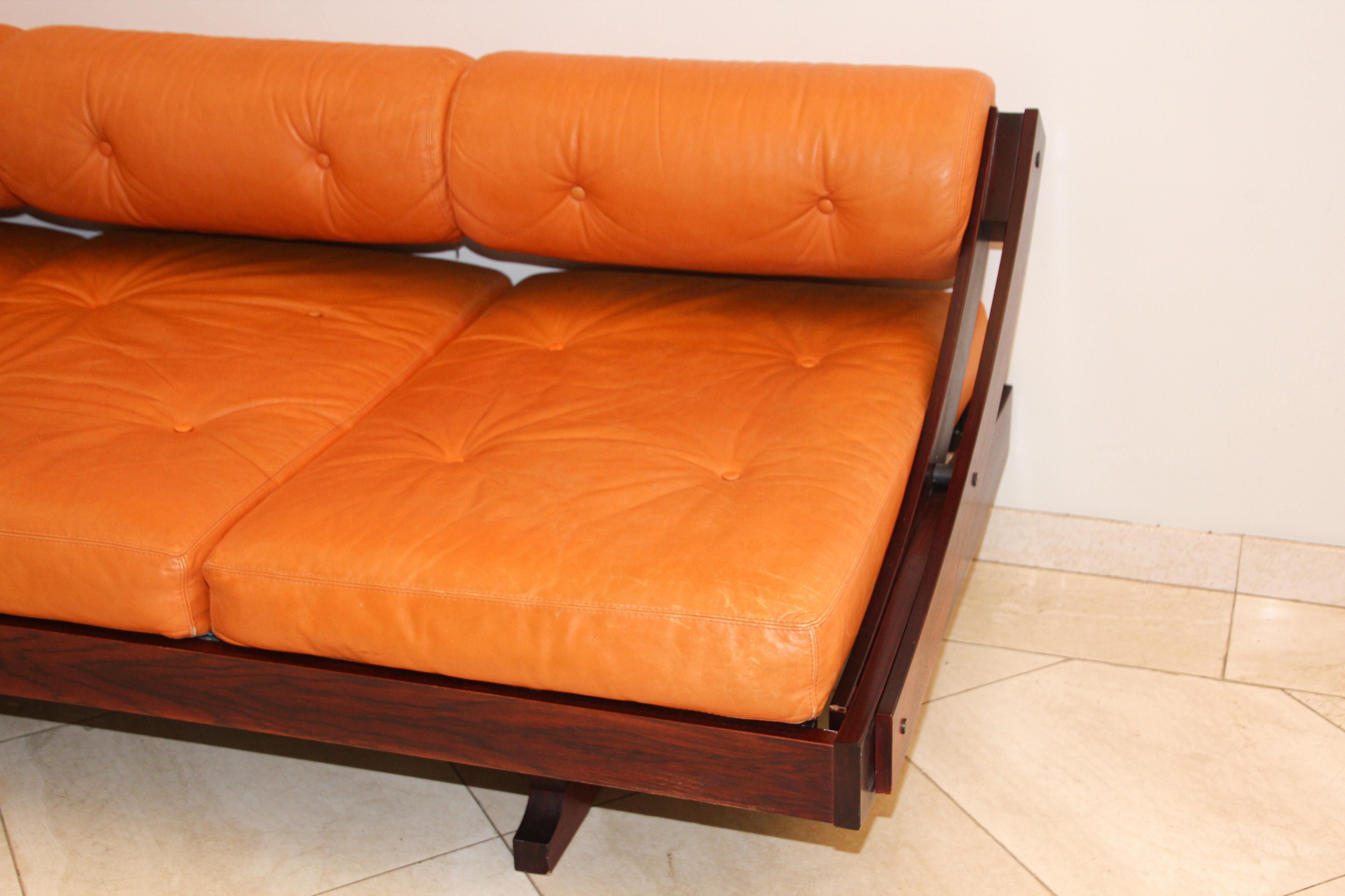 Mid-Century Modern Gianni Songia Leather Daybed and Sofa for Sormani, Italy, 1963 For Sale