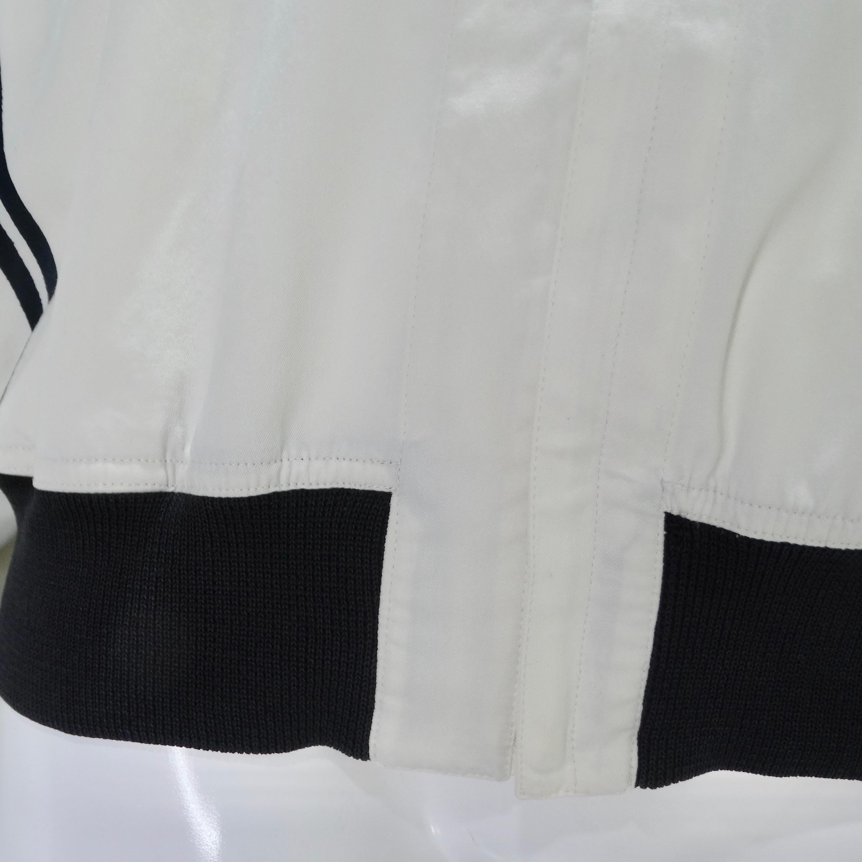 Gianni Versace, blouson bombardier noir et blanc des années 1980 Unisexe en vente