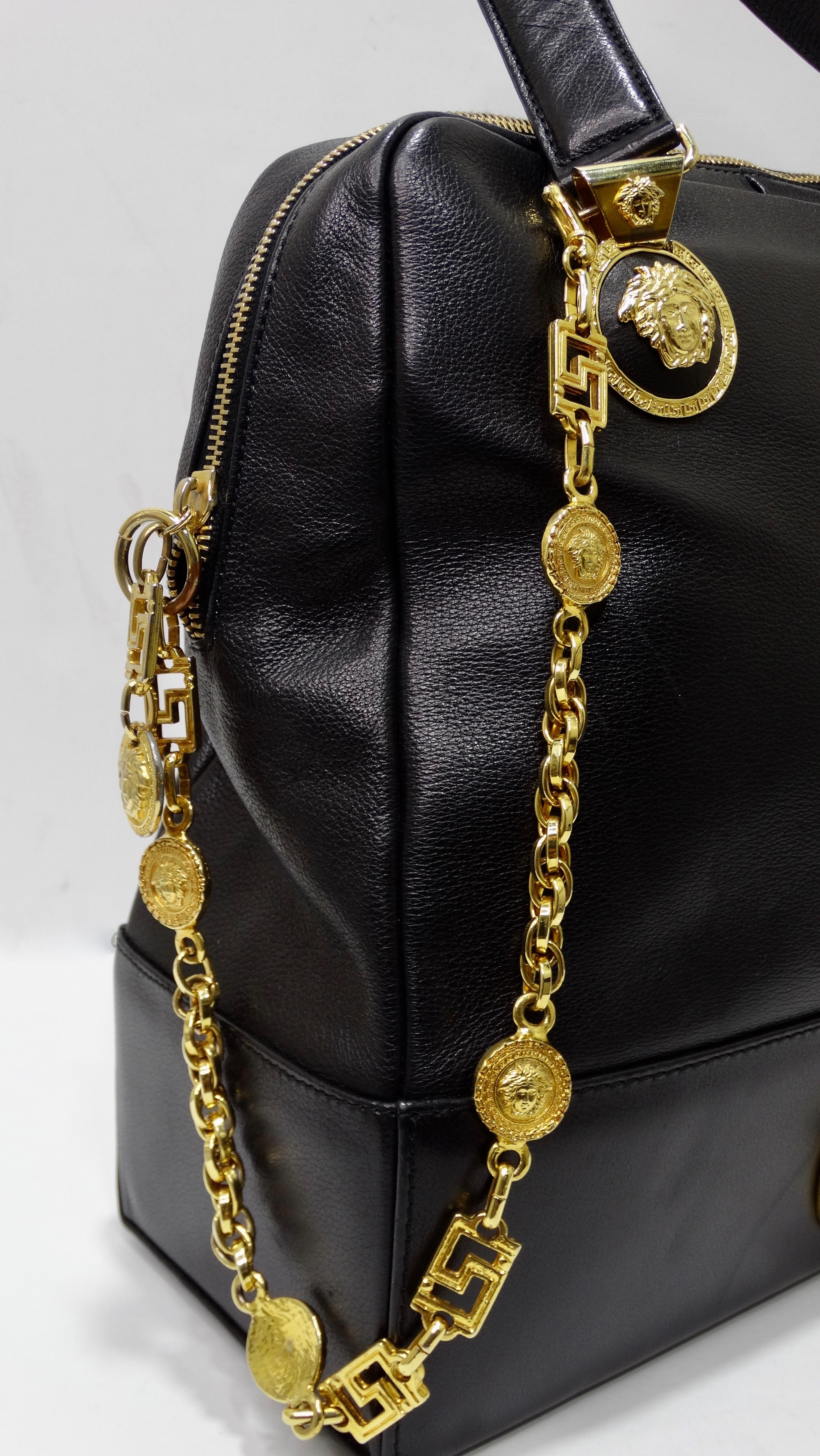 Gianni Versace 1980s Medusa Medaillon Handtasche für Damen oder Herren
