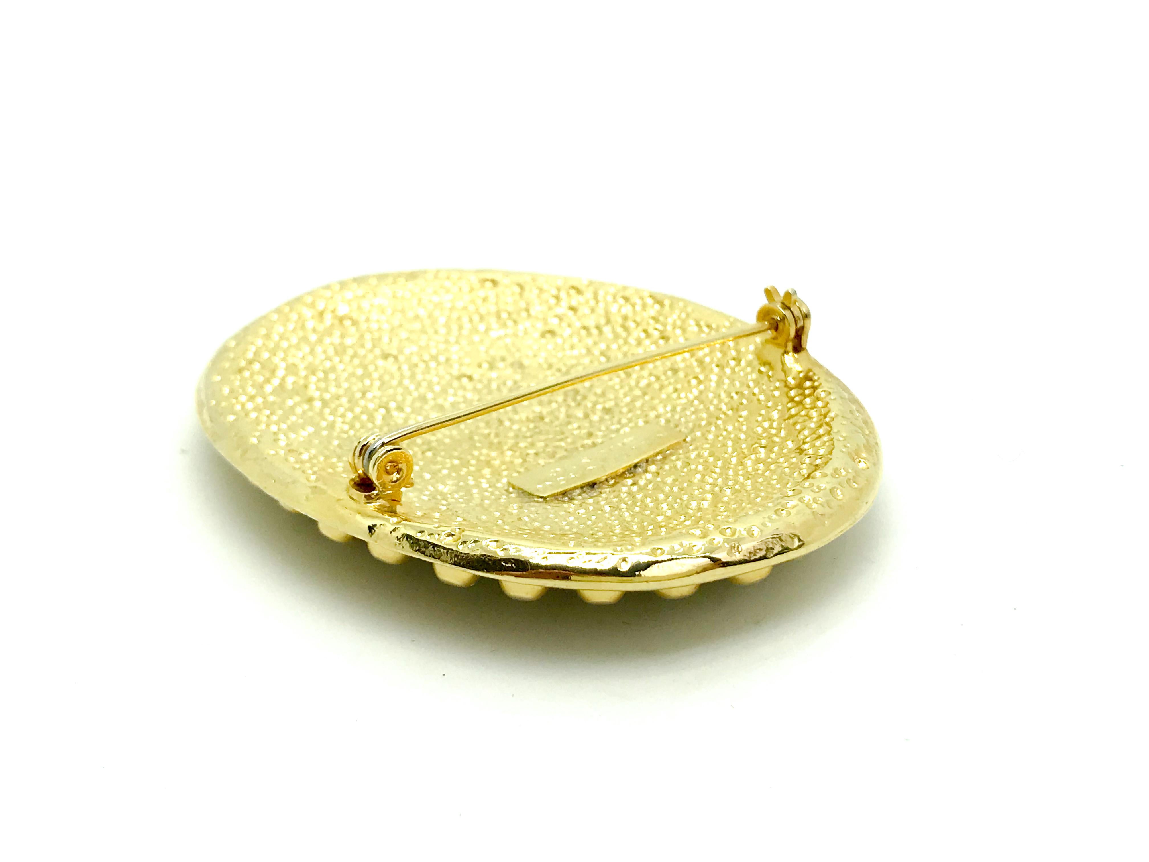 Contemporary Gianni Versace 1980s Vintage Large Statement Brooch Pin  For Sale