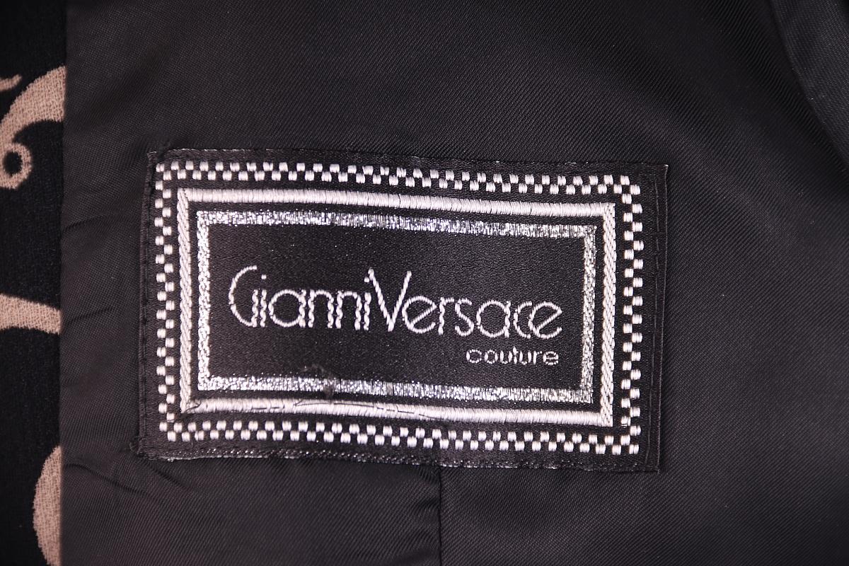 Gianni Versace 1988 wool jacket In Good Condition For Sale In Алматинский Почтамт, KZ