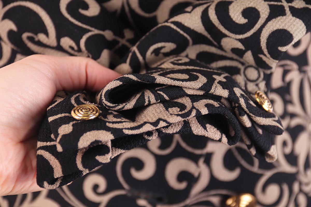 Gianni Versace 1988 wool jacket For Sale 3