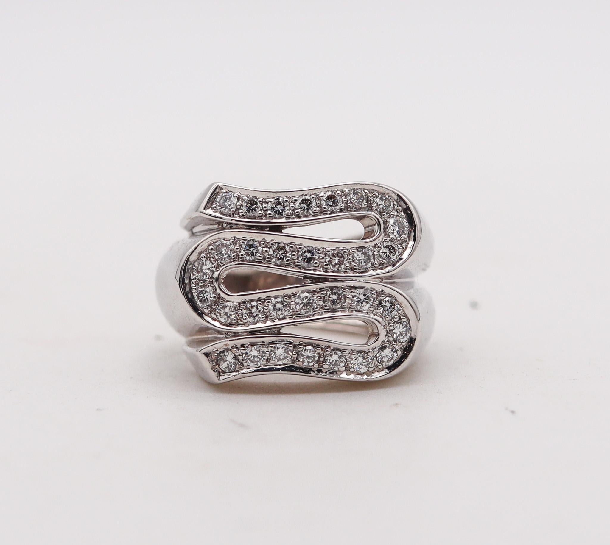 Modernist Gianni Versace 1990 Cocktail Ring In 18Kt White Gold With 1.03 Ctw In Diamonds For Sale