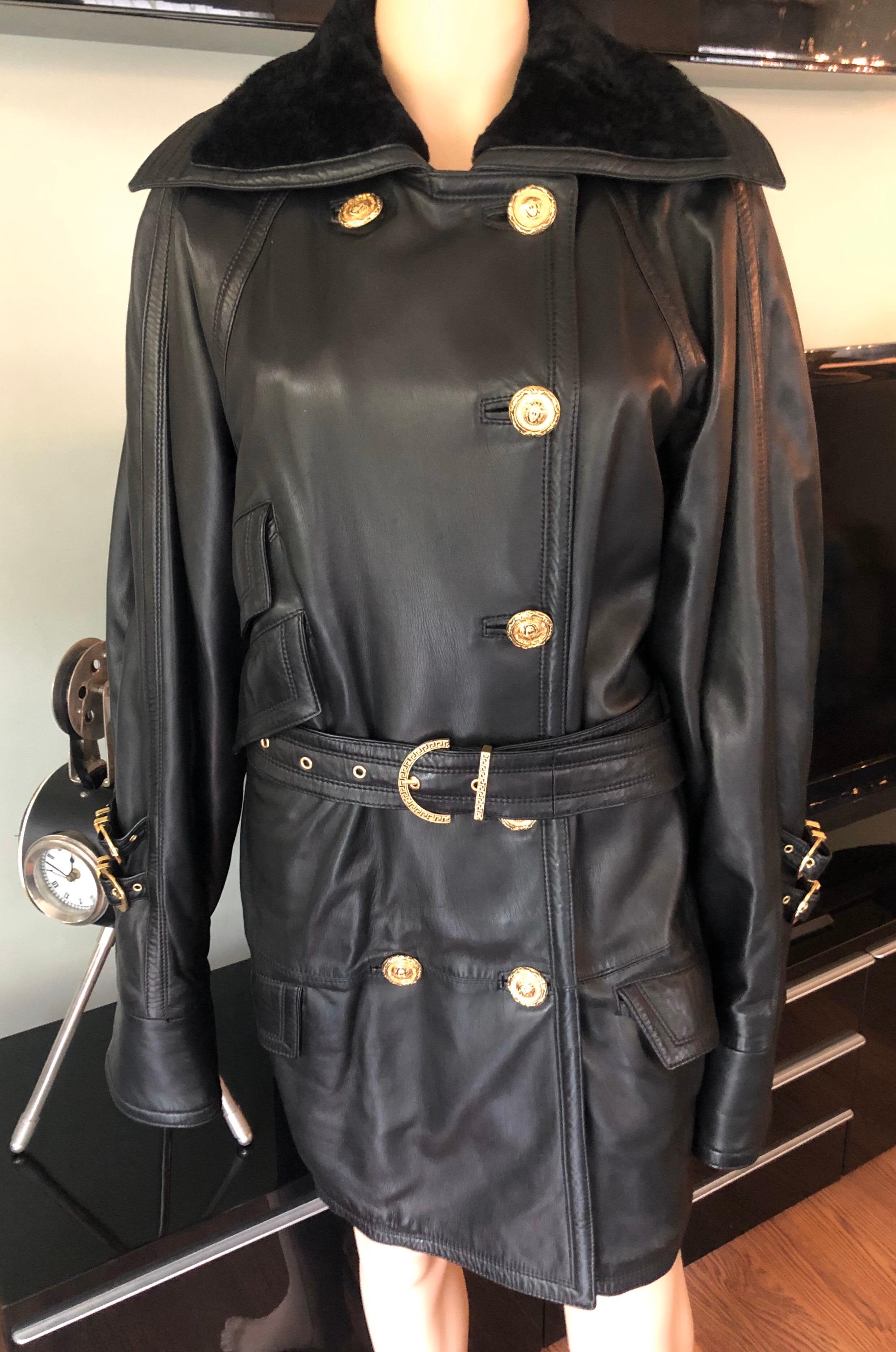 Gianni Versace c. 1990 Bondage Leather Belted Knee-Length Black Jacket Coat In Good Condition For Sale In Naples, FL