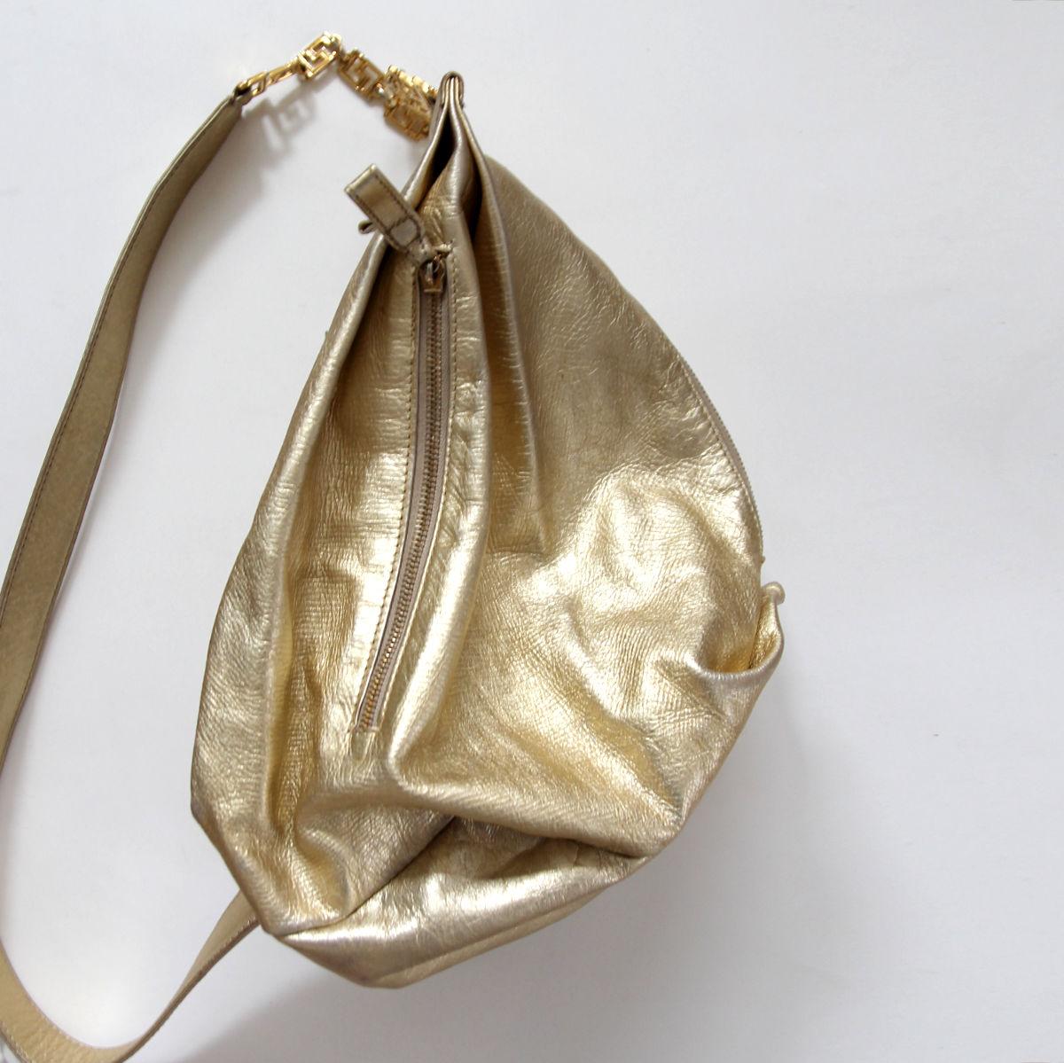 GIANNI VERSACE 1990s Golden Leather Pouch Shoulder Bag / Backpack 4