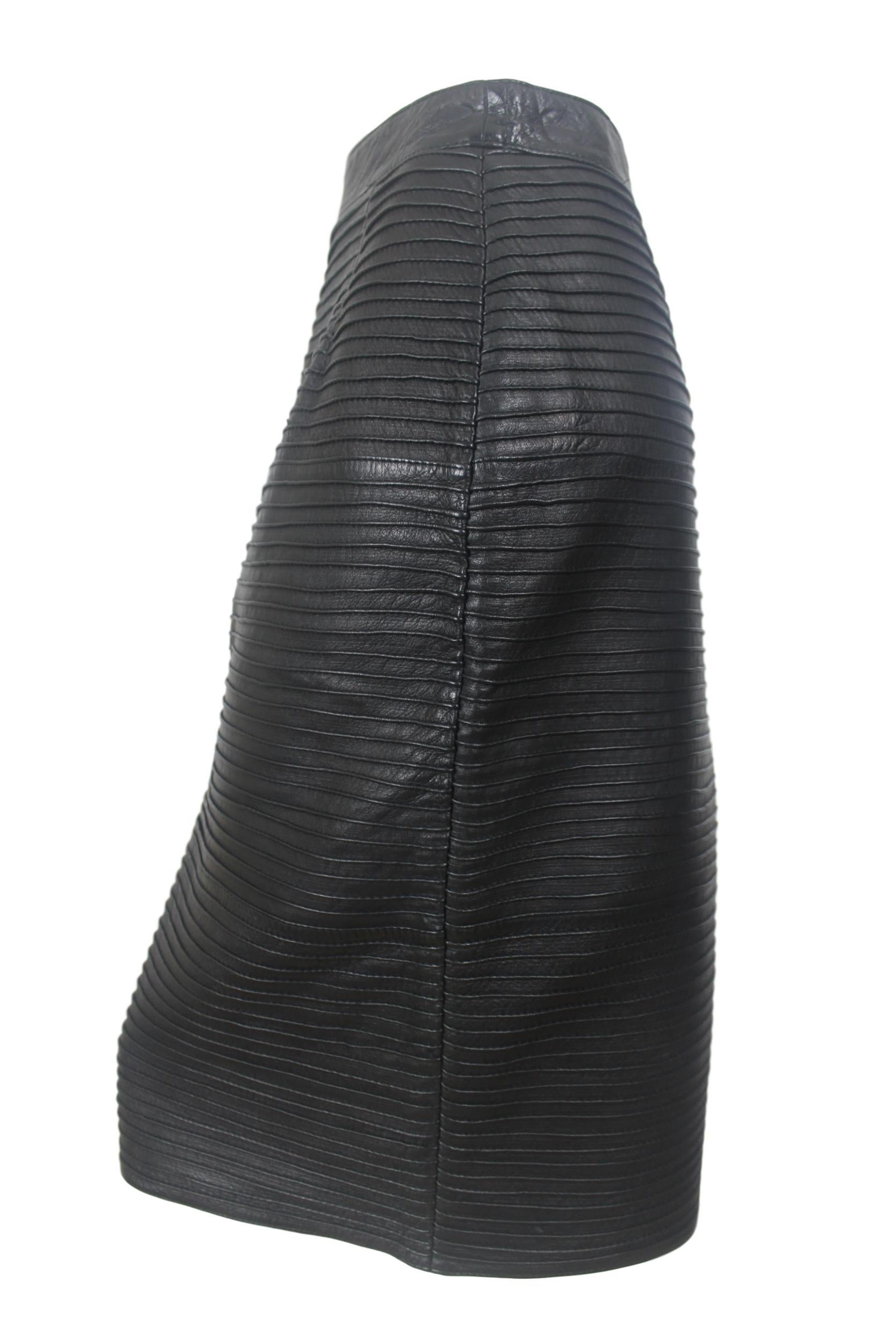 Gianni Versace 1990s Leather Skirt In Good Condition For Sale In Bath, GB