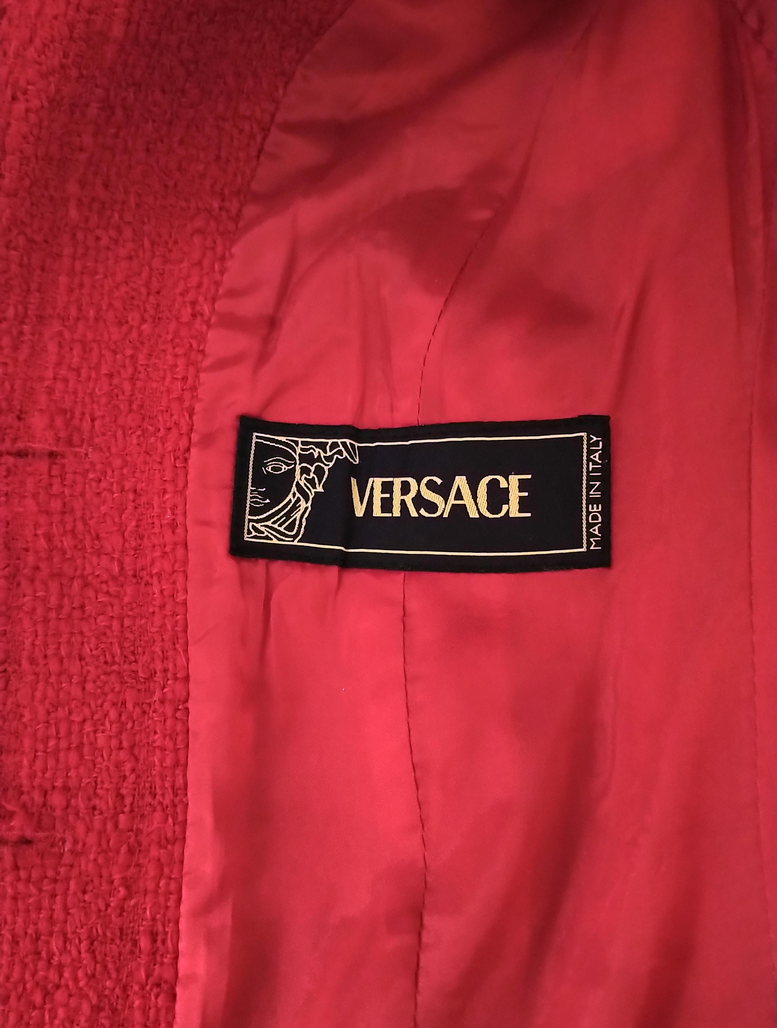 Gianni Versace 1990's Medusa Lipstick Red Tweed Fringe Fitted Jacket IT 38/ 2 4 For Sale 6