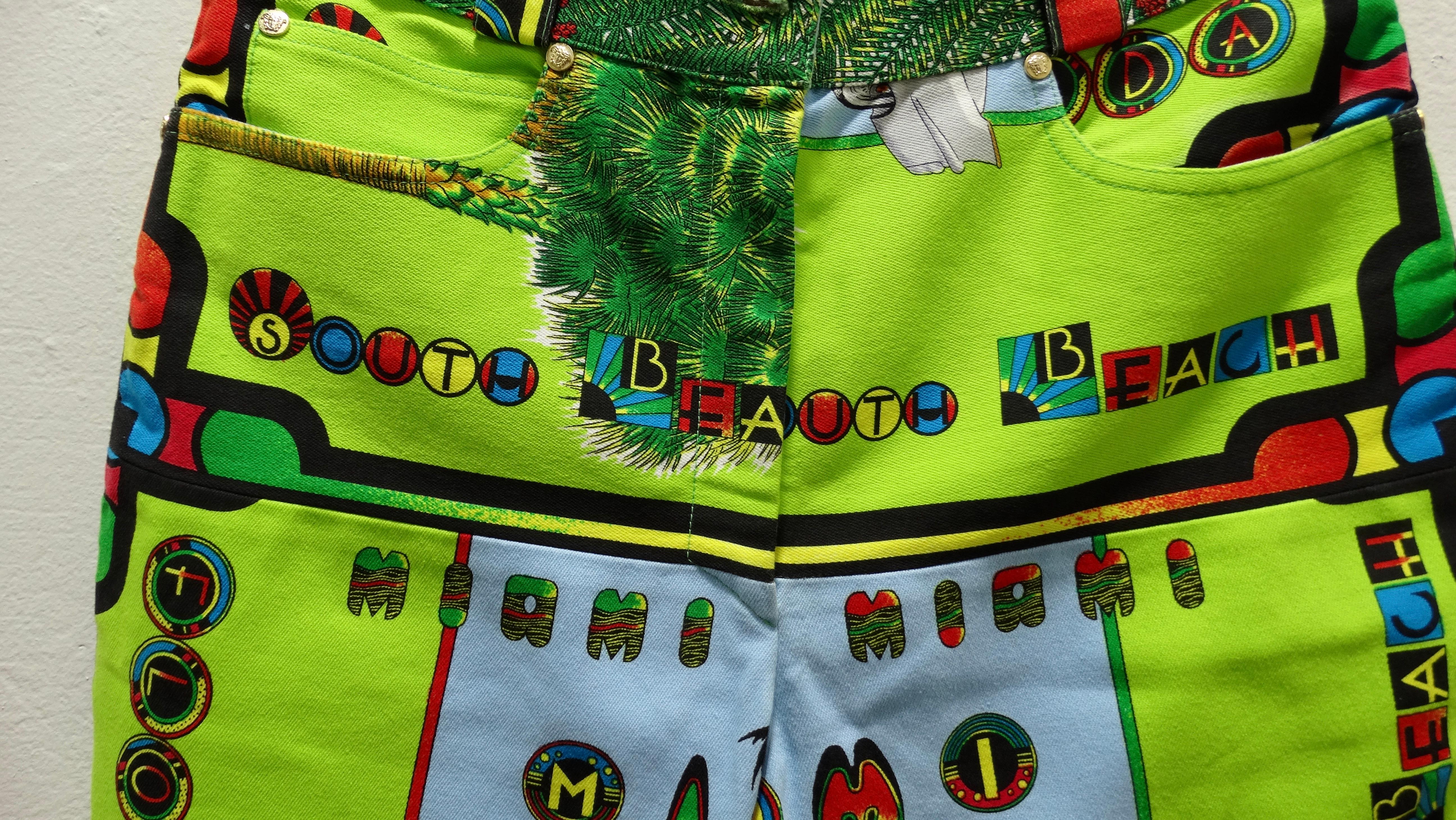 Gianni Versace Vaqueros estampados Miami años 90 Negro en venta